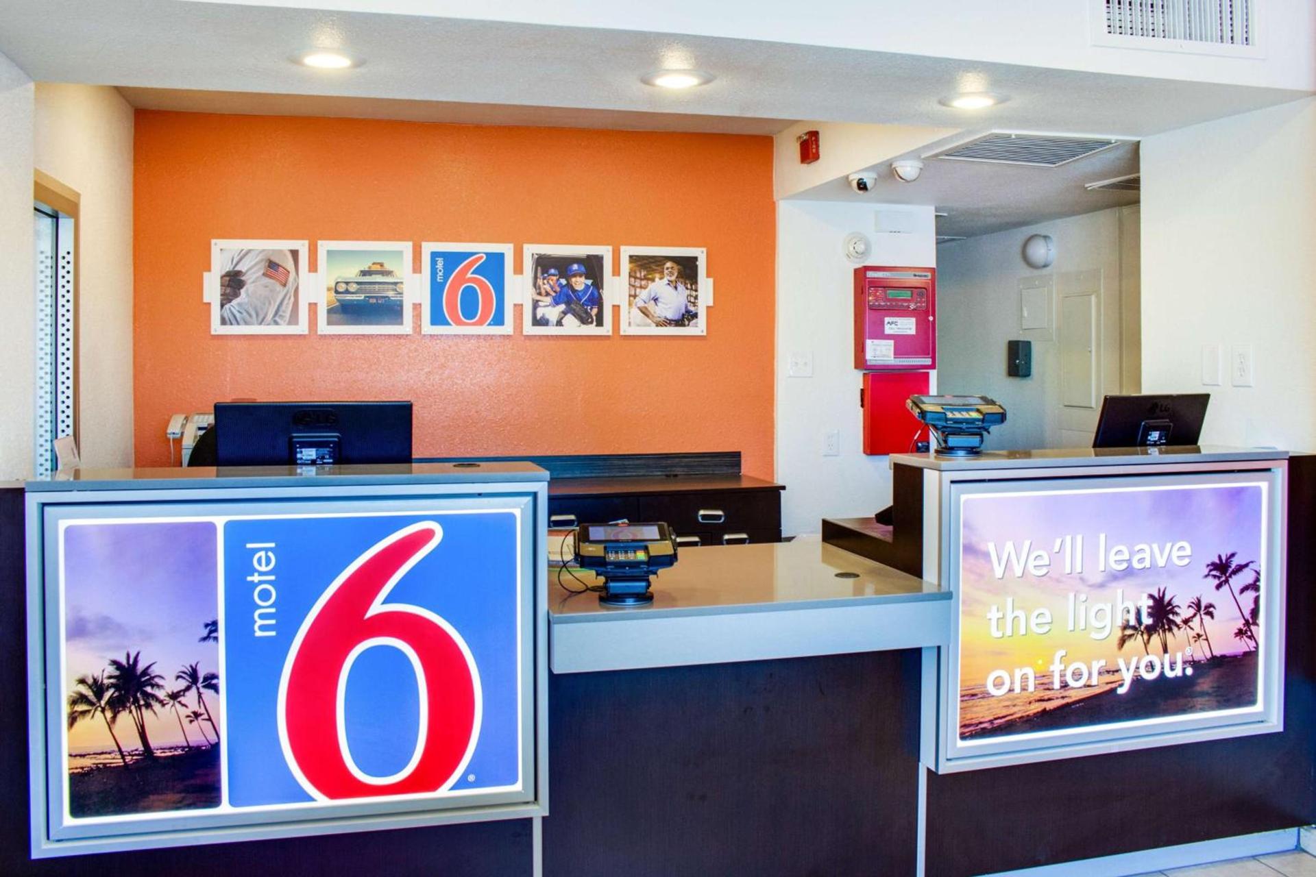 Motel 6-Bakersfield, CA - South photo 65