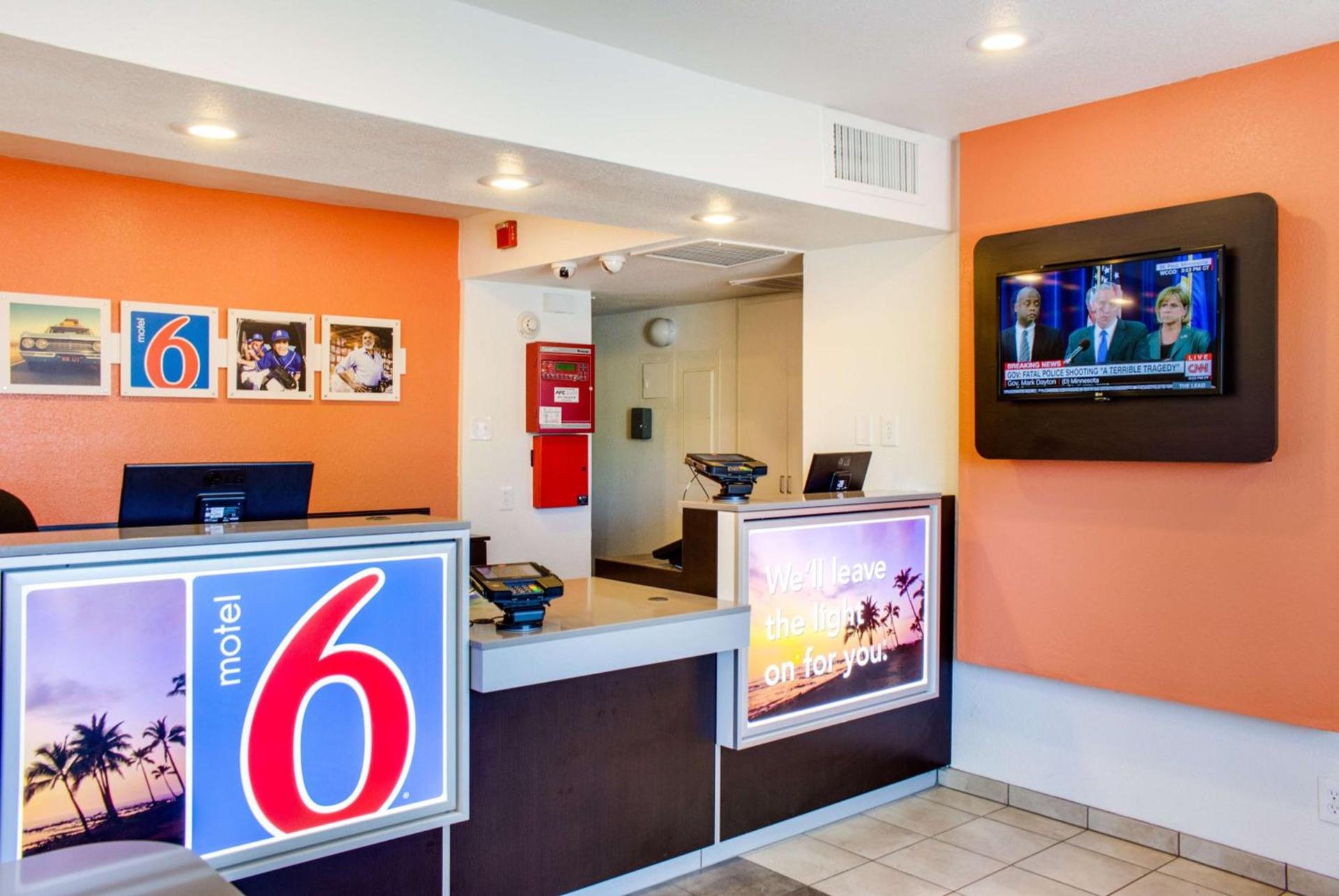 Motel 6-Bakersfield, CA - South photo 64