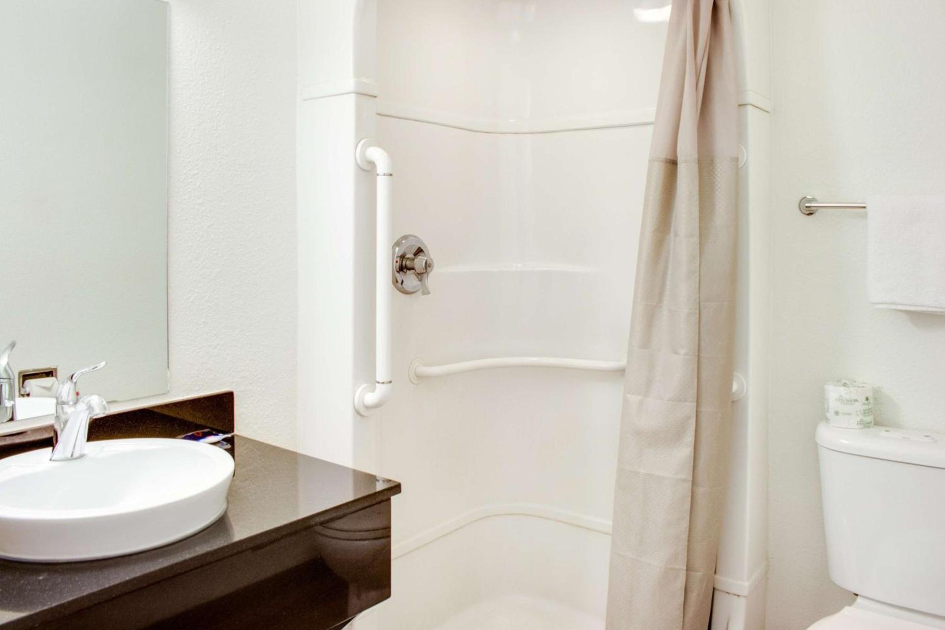 Motel 6-Bakersfield, CA - South photo 59