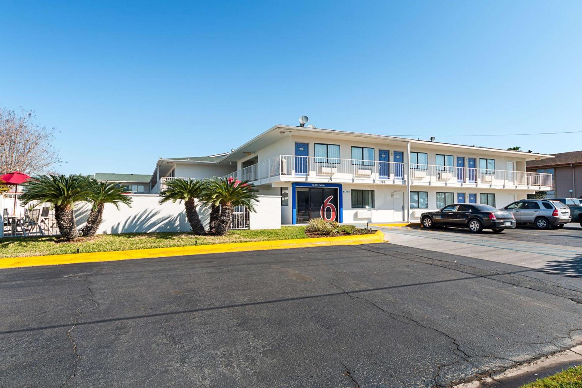 Motel 6-Mcallen, TX photo 61