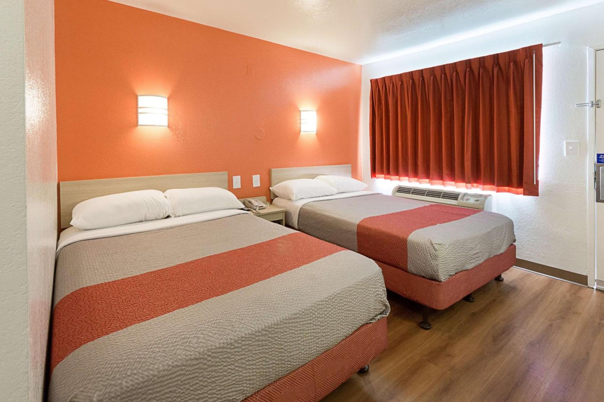 Motel 6-Mcallen, TX photo 51