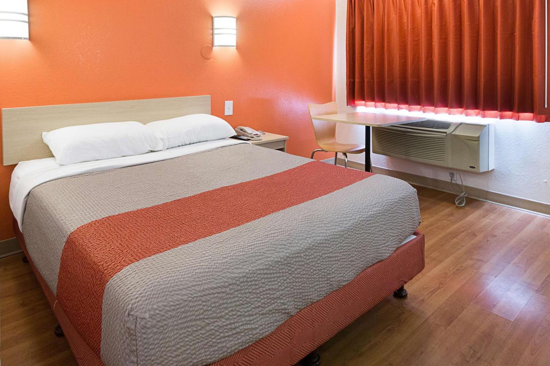 Motel 6-Mcallen, TX photo 45