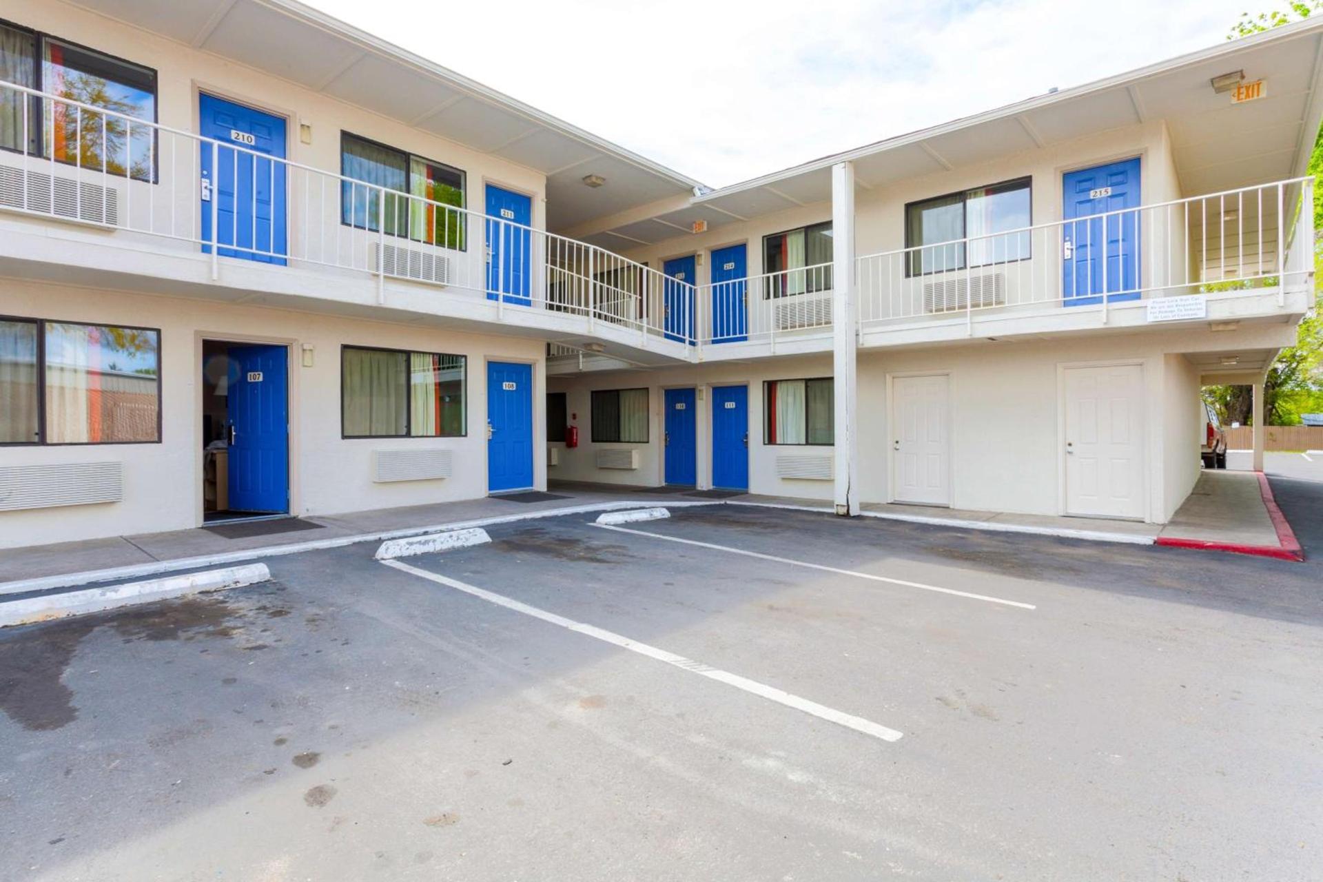 Motel 6-Klamath Falls, OR photo 63