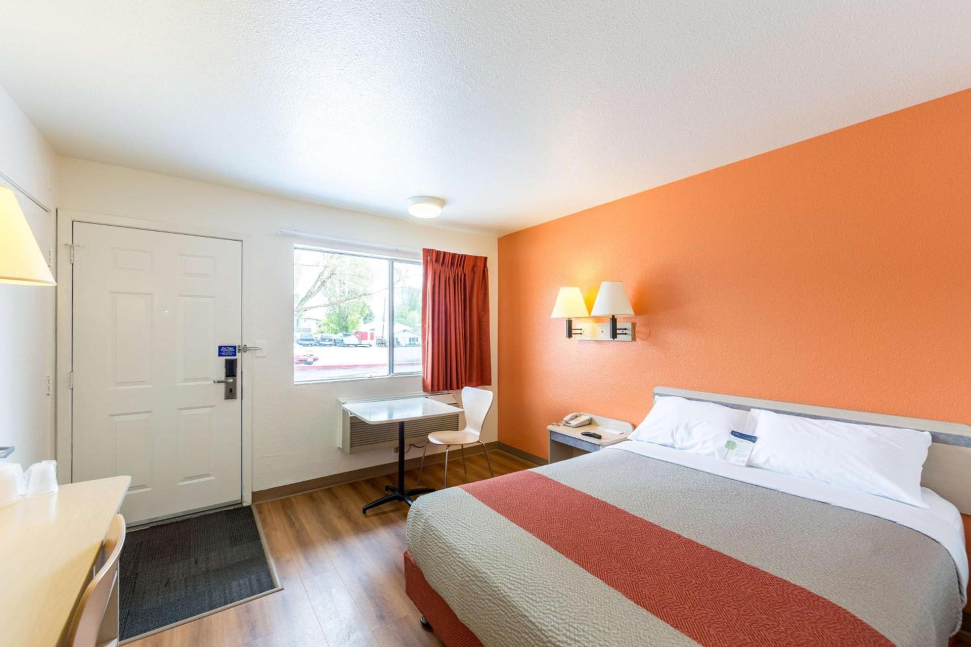 Motel 6-Klamath Falls, OR photo 43