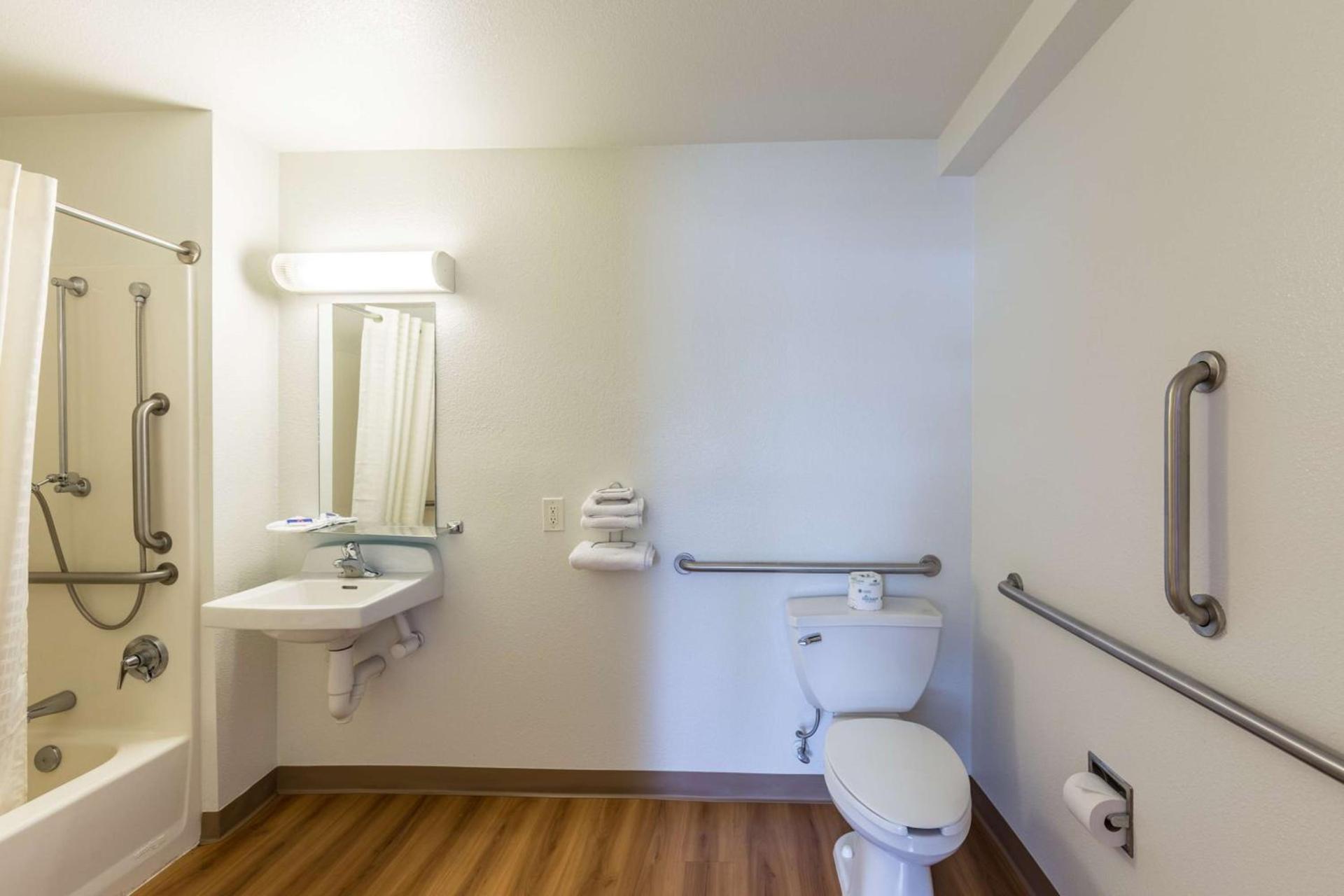 Motel 6-Klamath Falls, OR photo 40