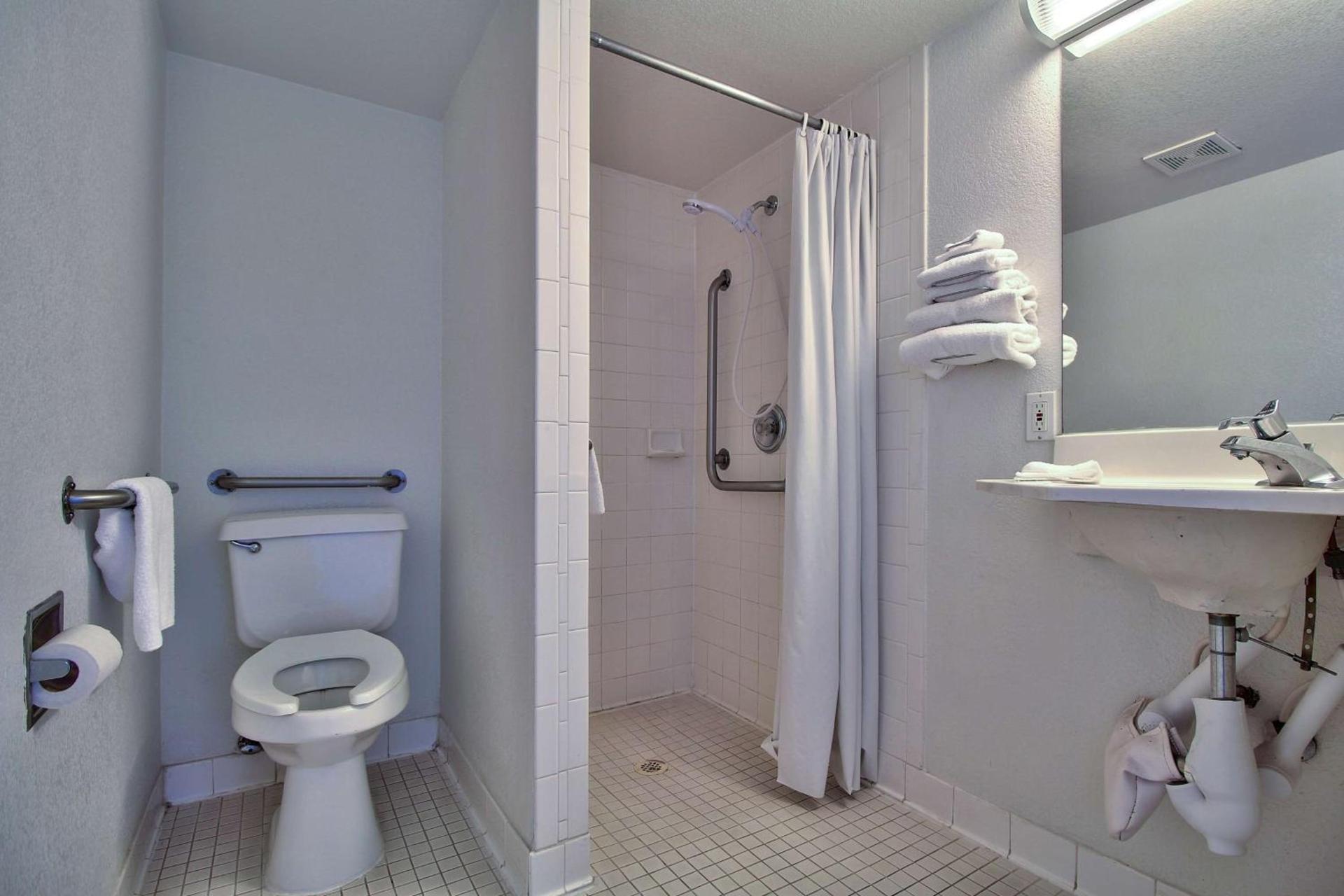 Motel 6-Douglas, AZ photo 32