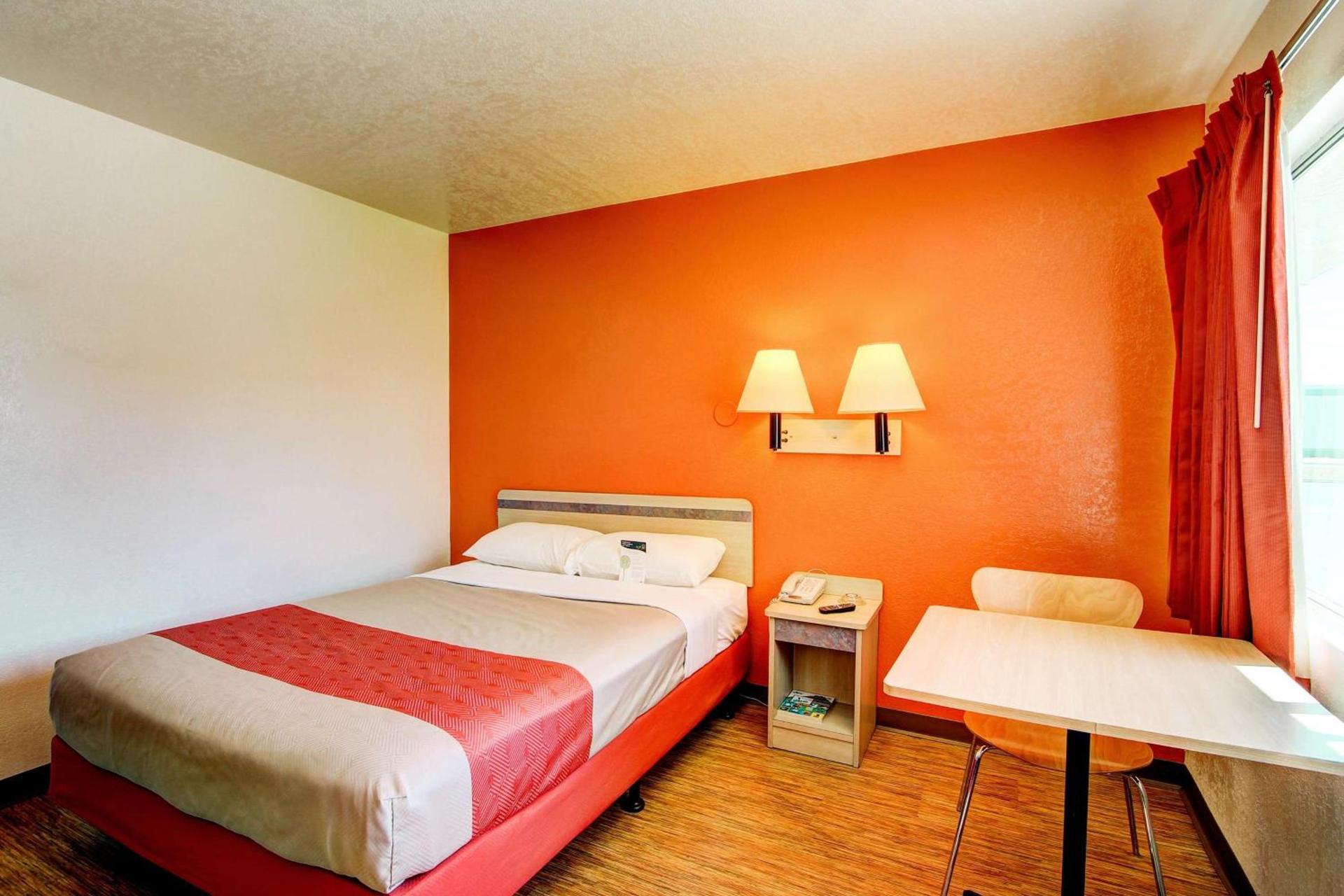 Motel 6-Denver, CO - Airport photo 43