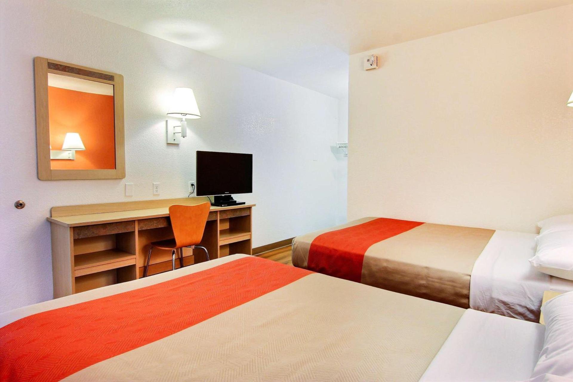 Motel 6-Kingsville, TX photo 54