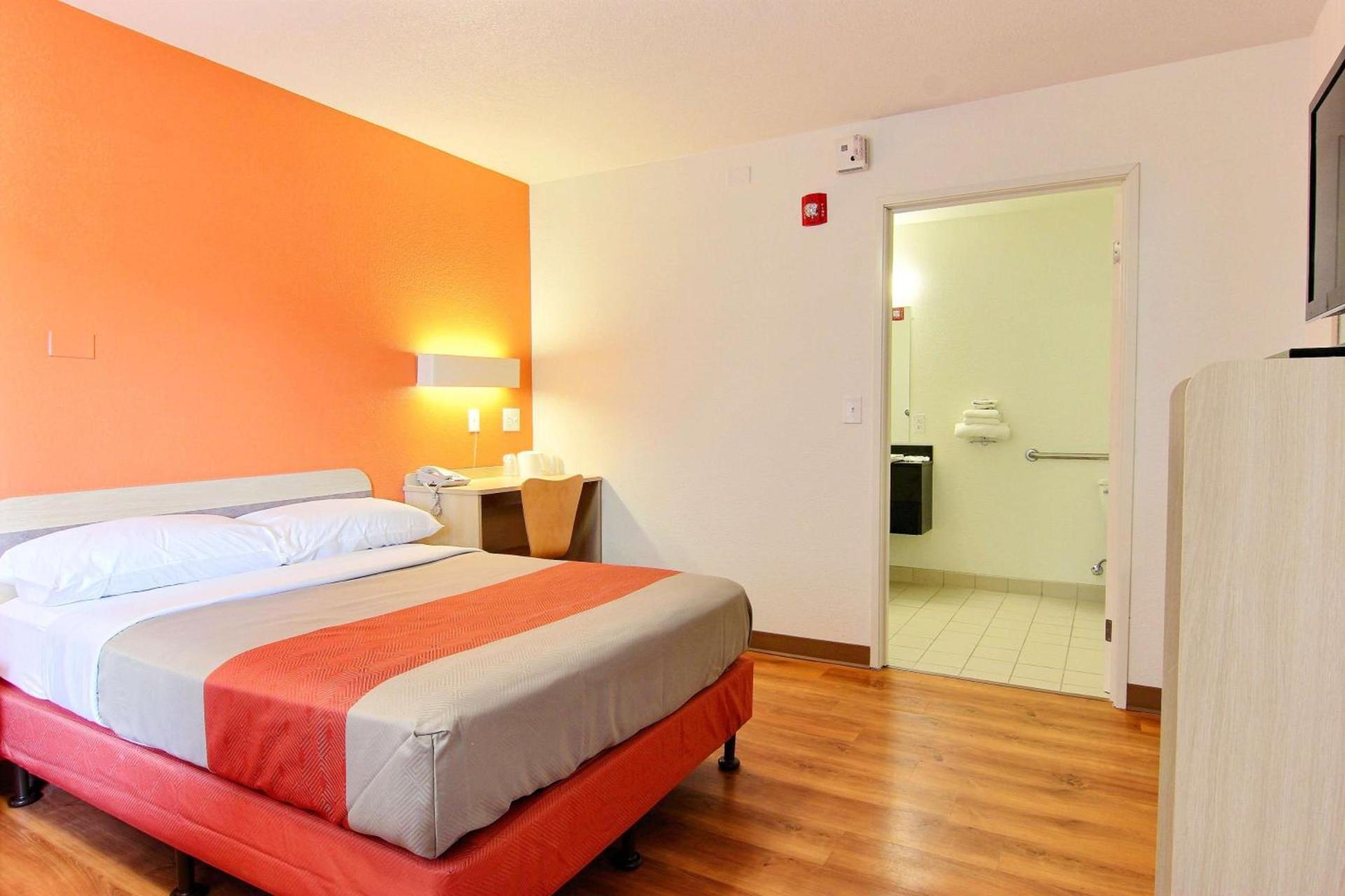 Motel 6-Kingsville, TX photo 61