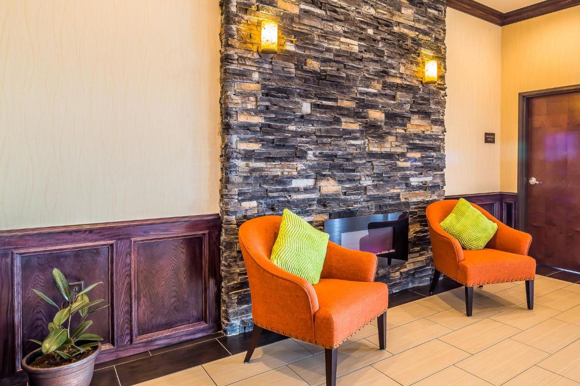 Comfort Inn & Suites Moore - Oklahoma City photo 36
