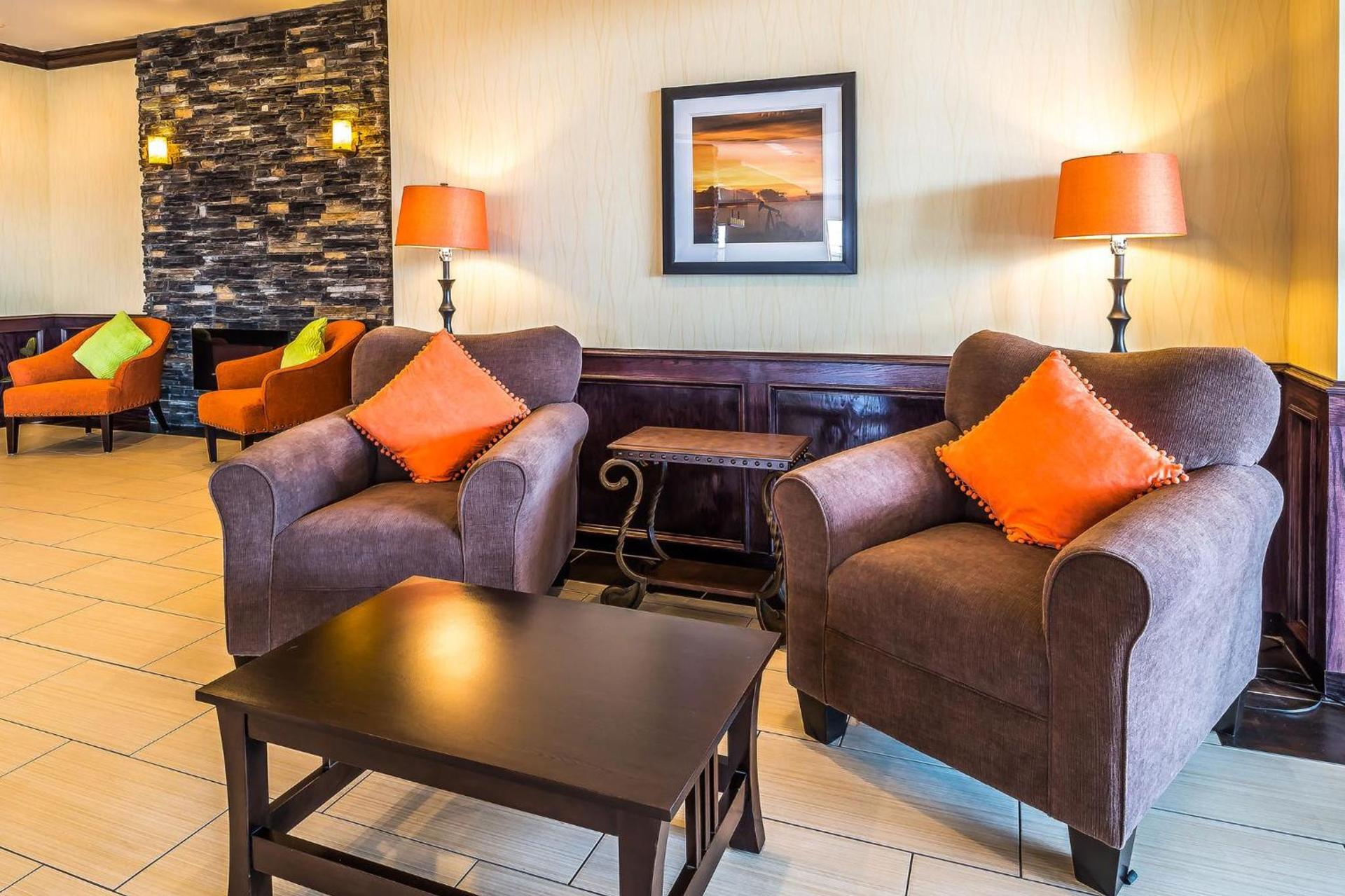 Comfort Inn & Suites Moore - Oklahoma City photo 37