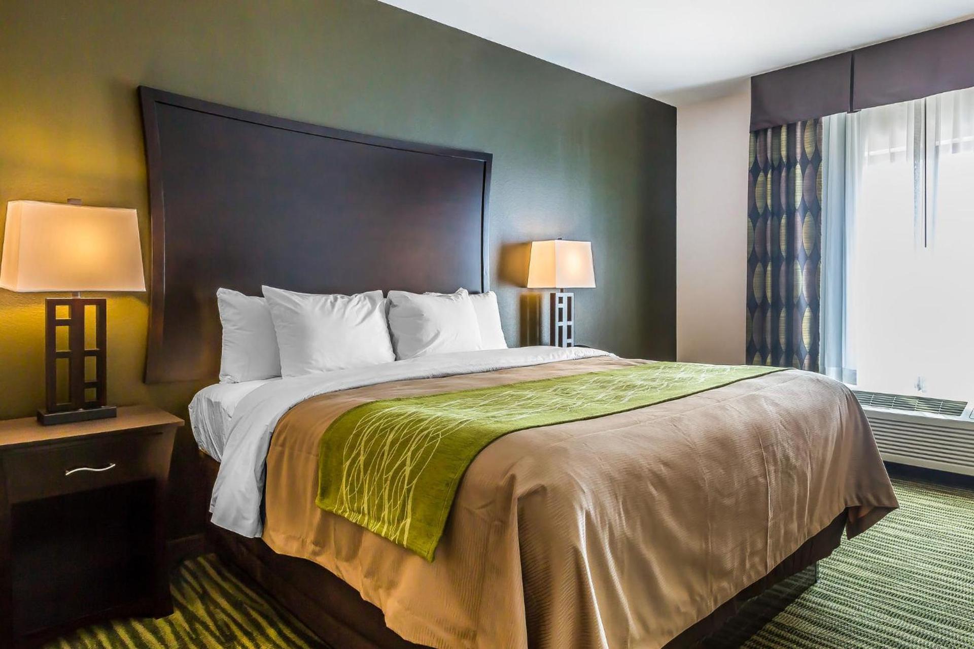 Comfort Inn & Suites Moore - Oklahoma City photo 18