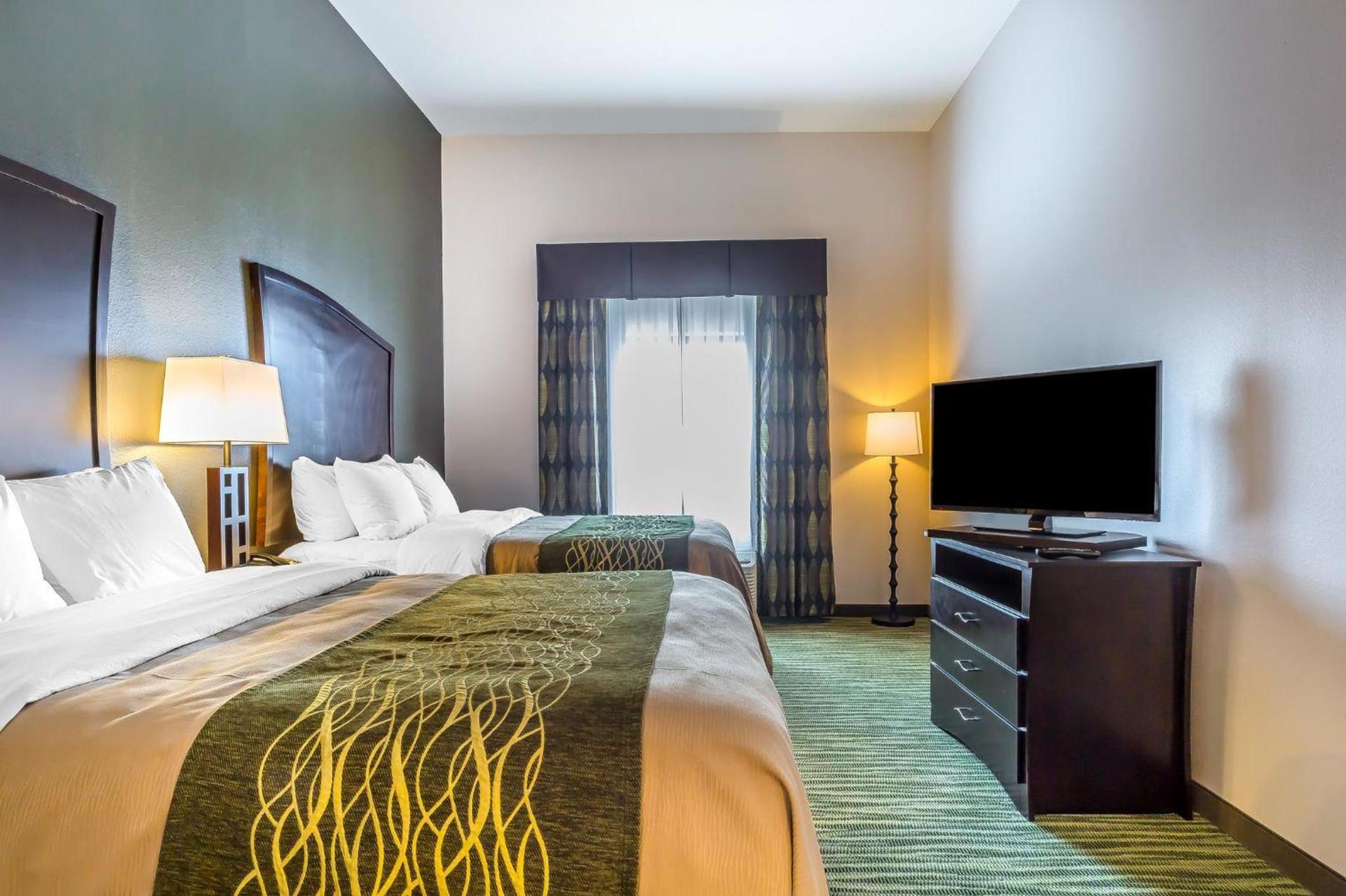 Comfort Inn & Suites Moore - Oklahoma City photo 48