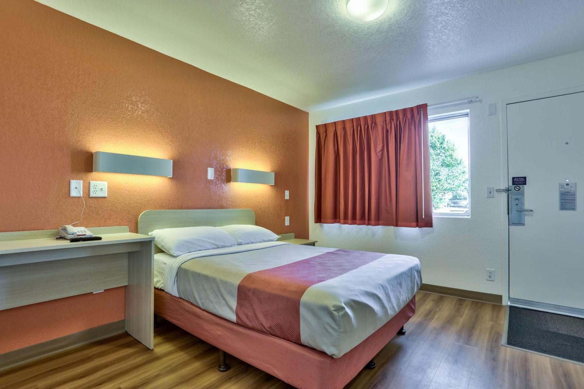 Motel 6-Flagstaff, AZ - Butler photo 58
