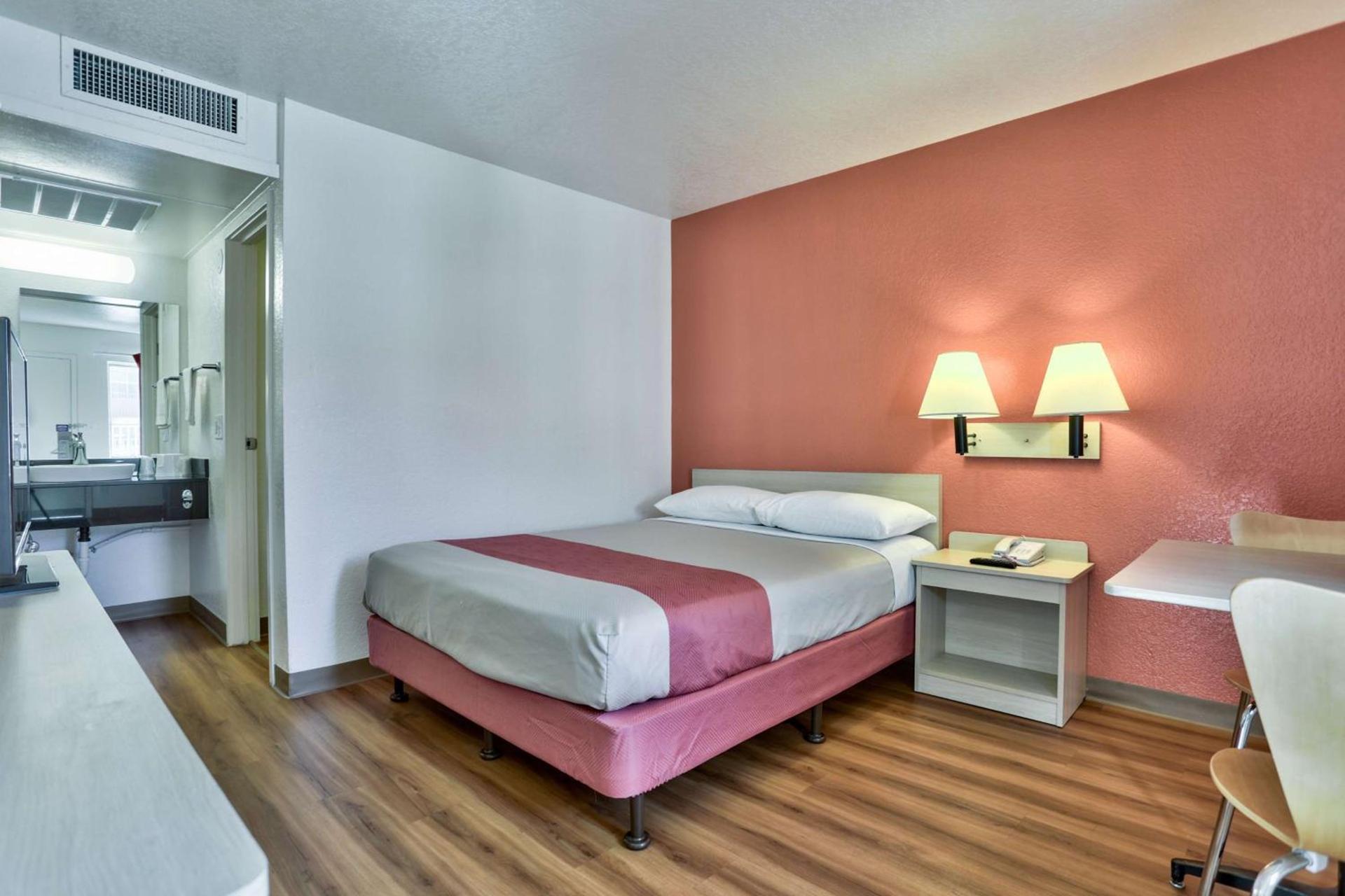 Motel 6-Flagstaff, AZ - Butler photo 54
