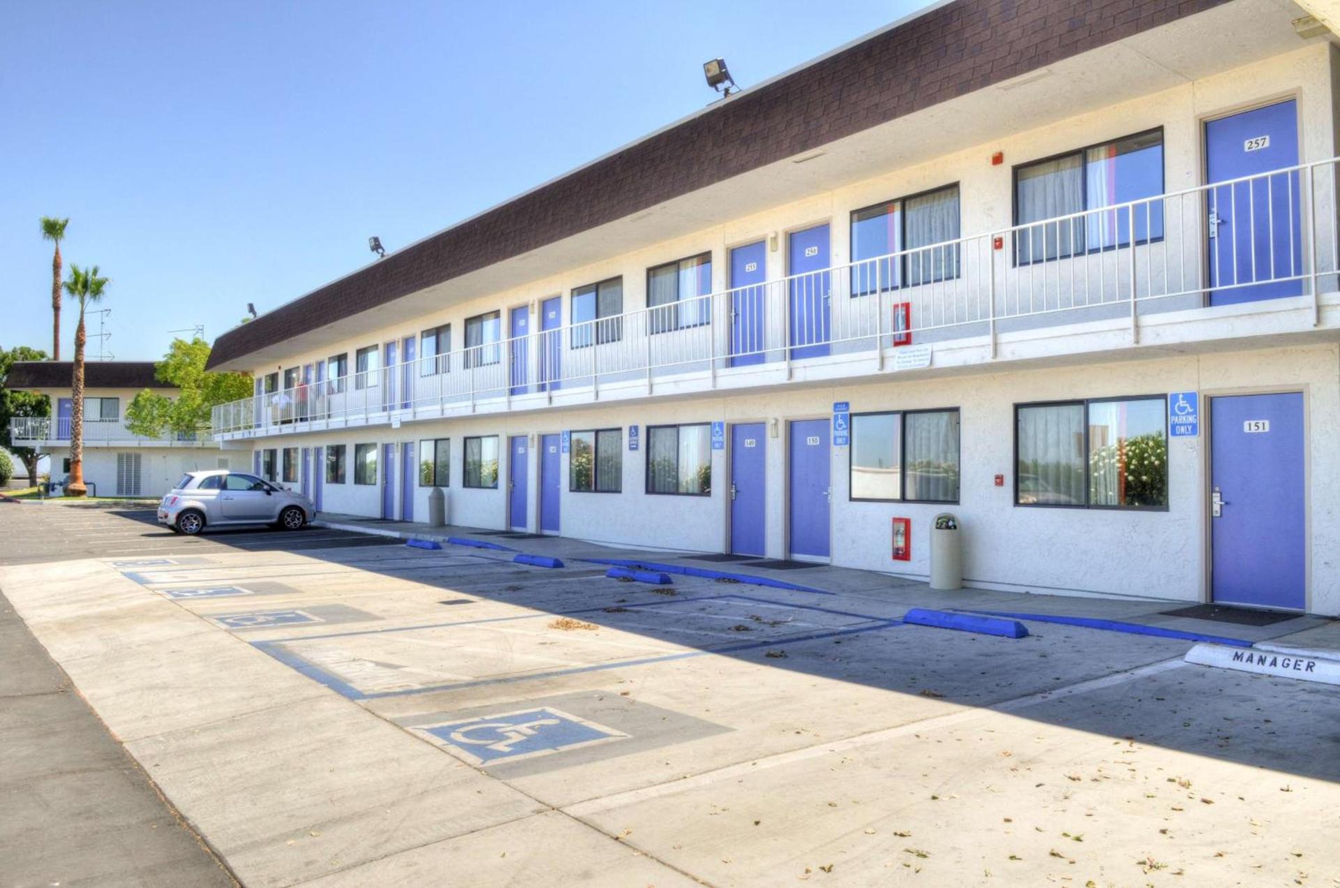 Motel 6 - Santa Nella, on i-5 photo 68