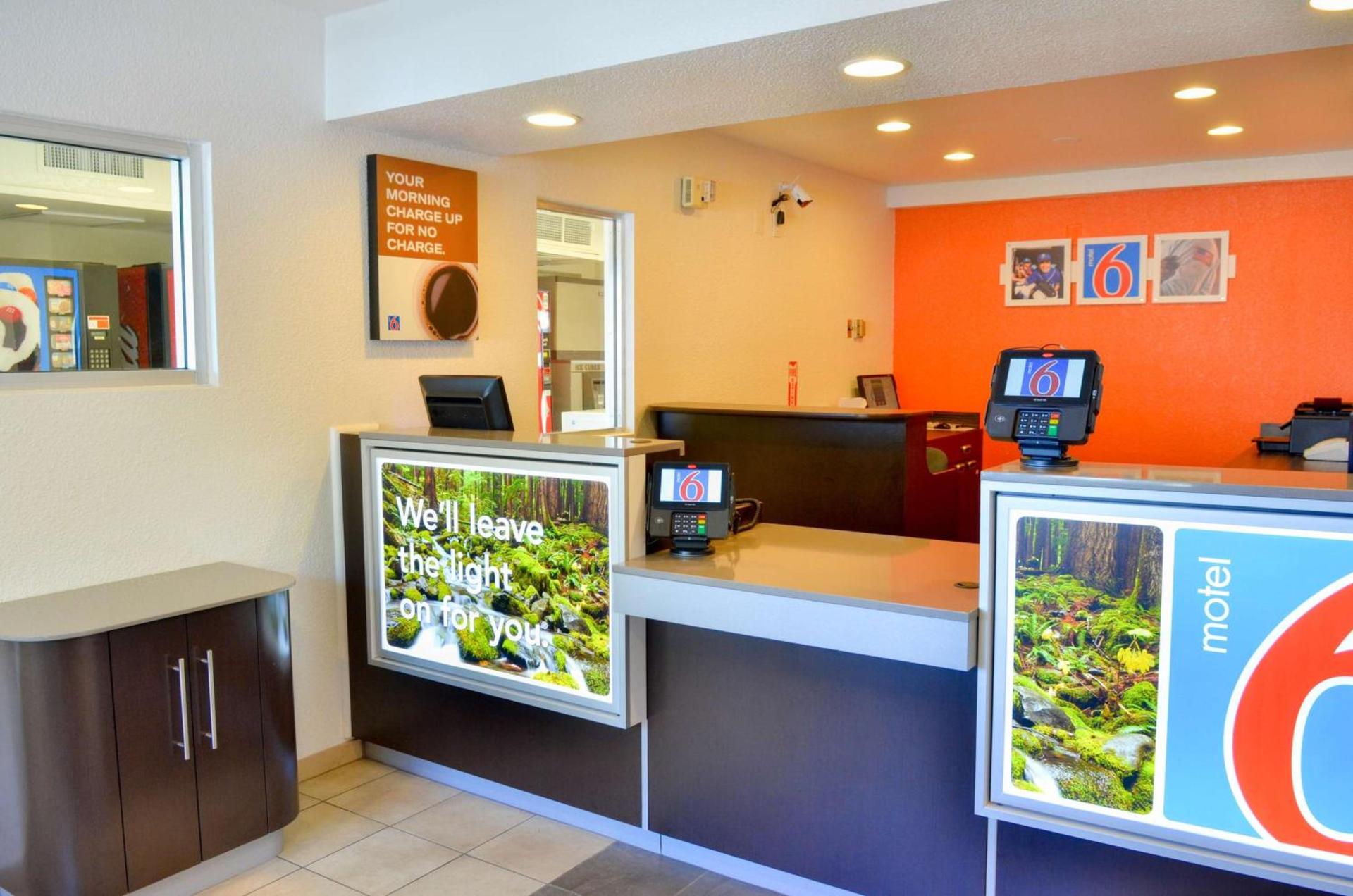 Motel 6 - Santa Nella, on i-5 photo 65