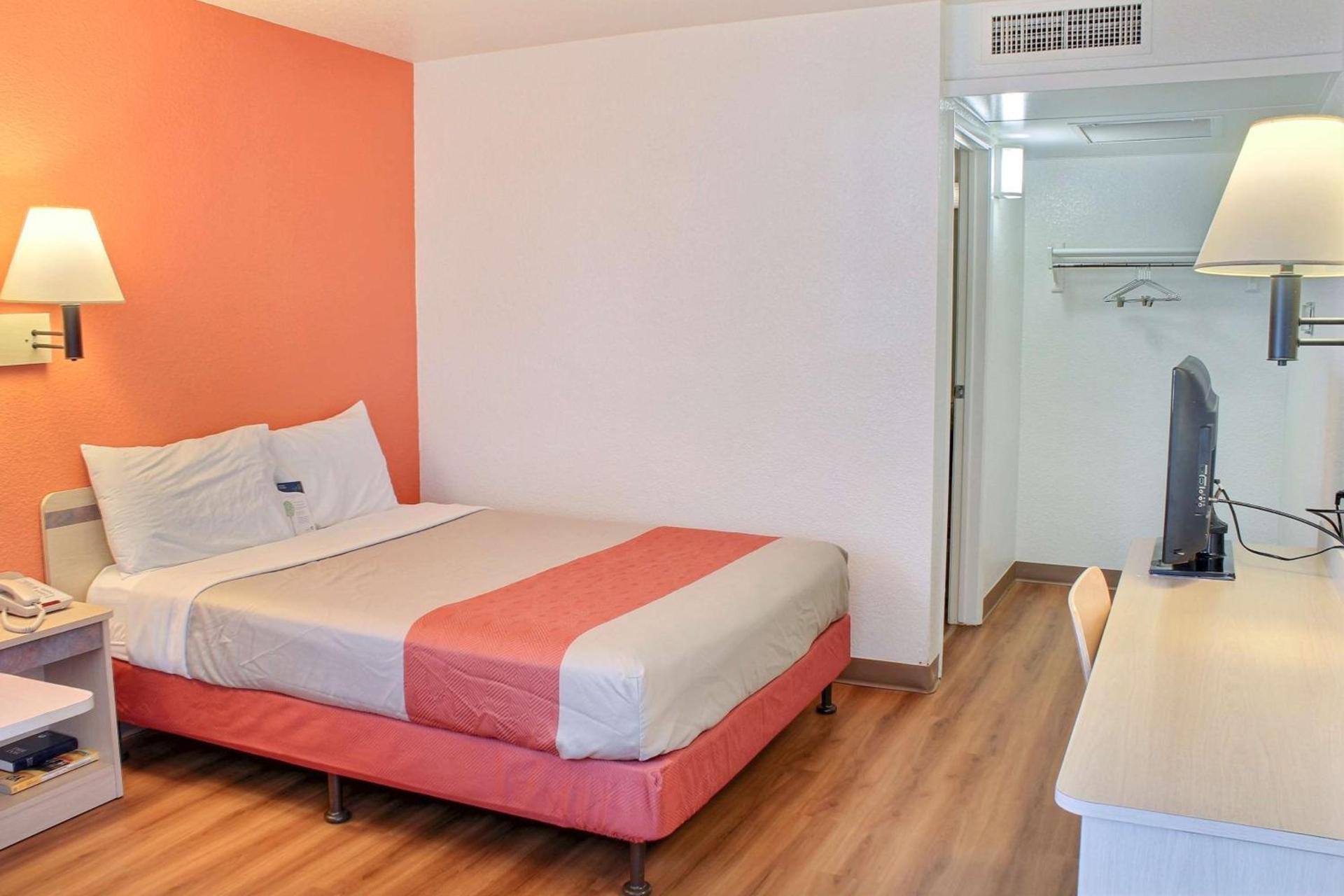 Motel 6-Atascadero, CA photo 39