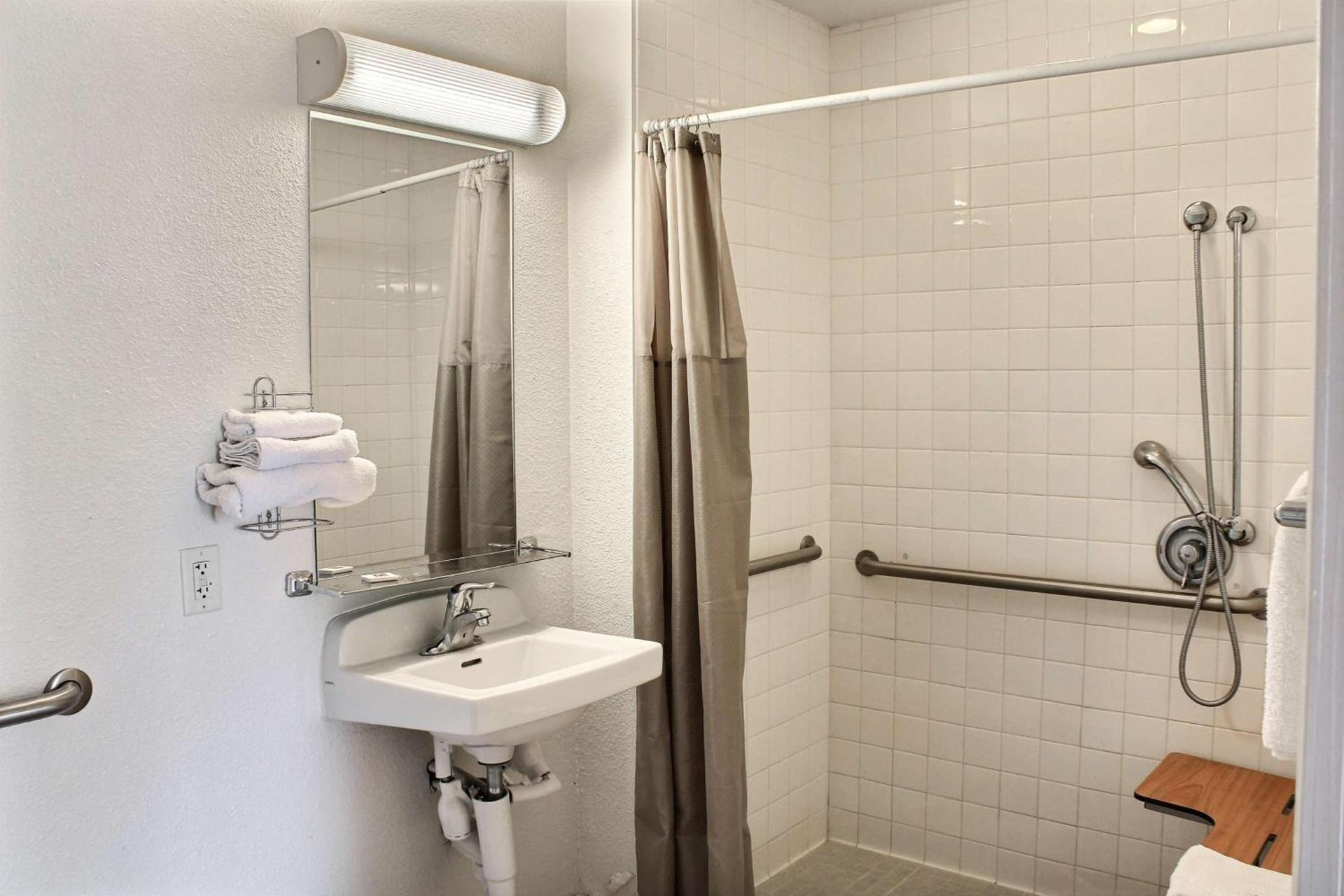 Motel 6-Atascadero, CA photo 34