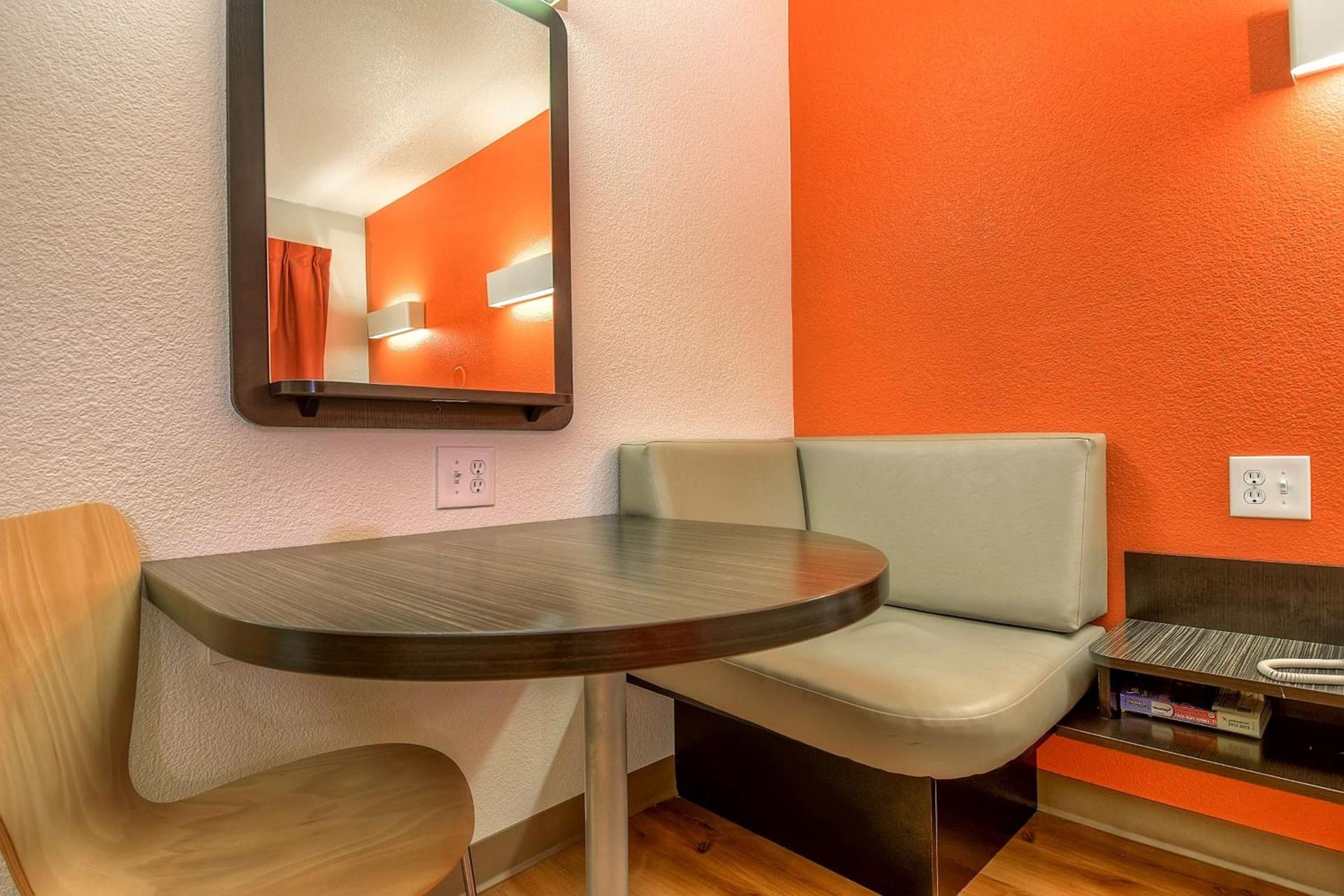 Motel 6-Carlsbad, CA Beach photo 46