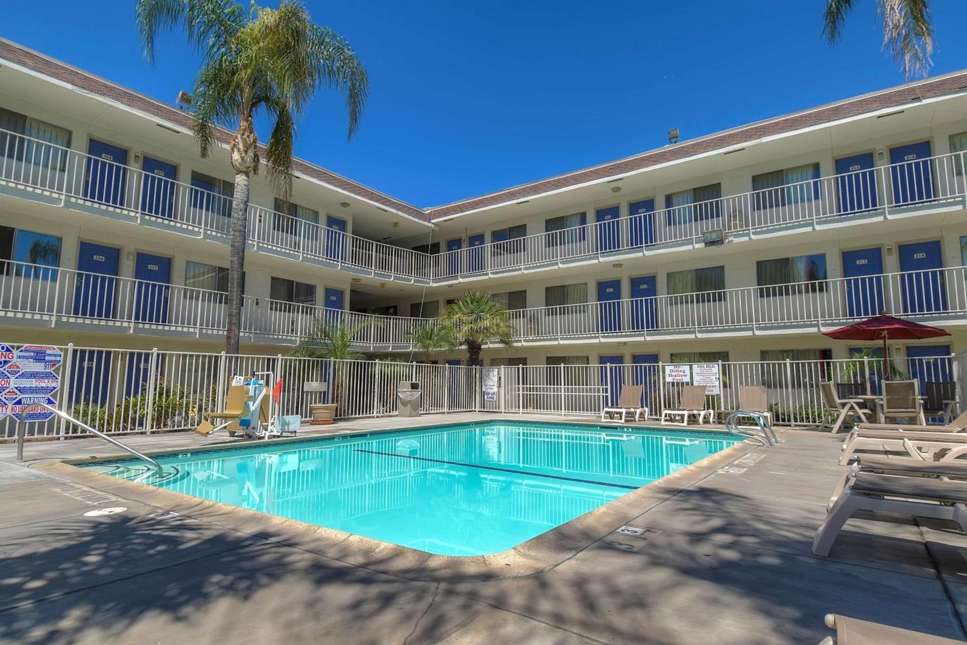 Motel 6-San Bernardino, CA - North photo 33