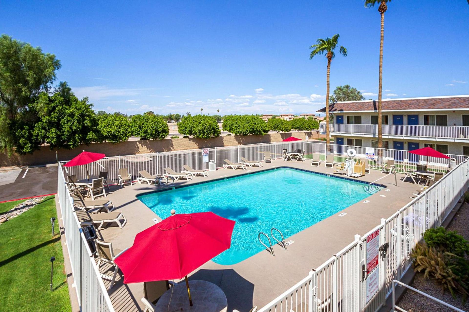 Motel 6 Mesa North photo 18