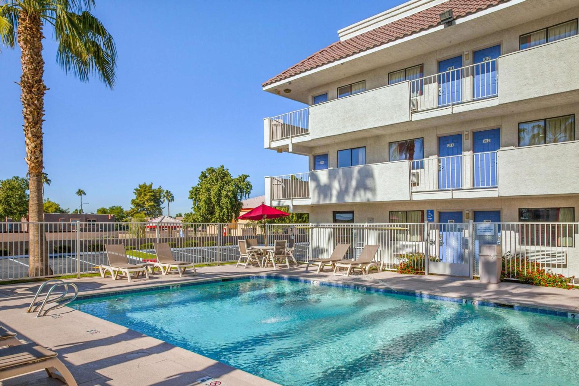 Motel 6-Phoenix, AZ - West photo 48