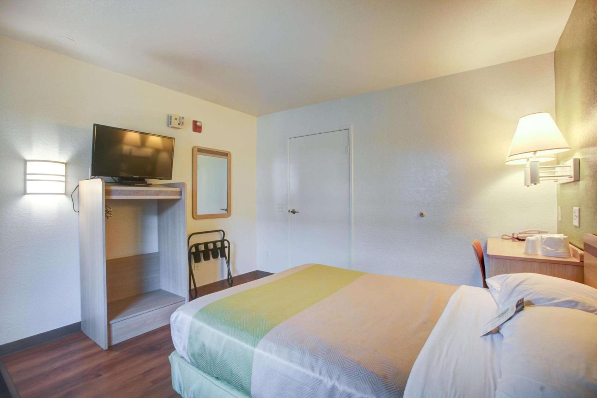 Motel 6-Elkton, MD photo 37