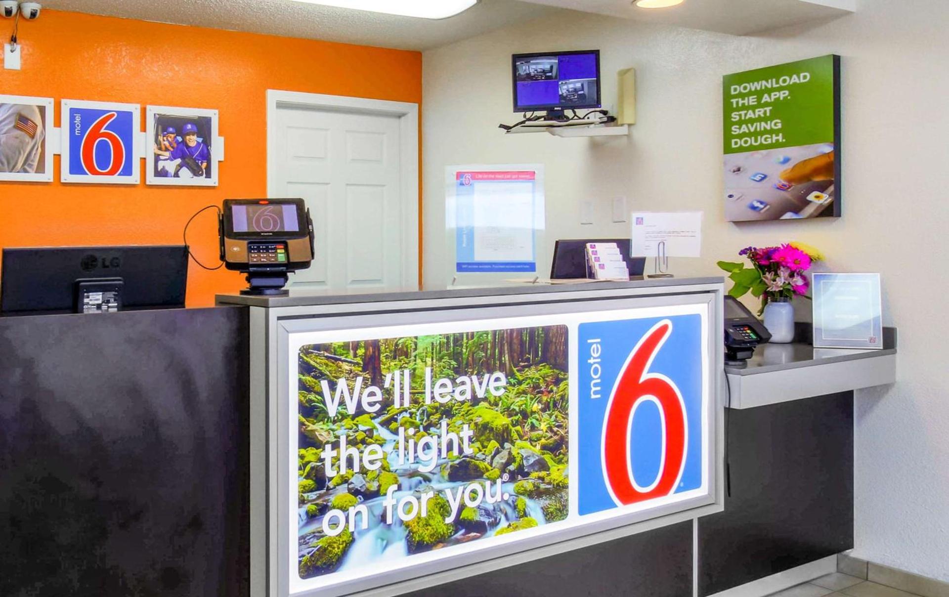 Motel 6-Medford, OR - North photo 40