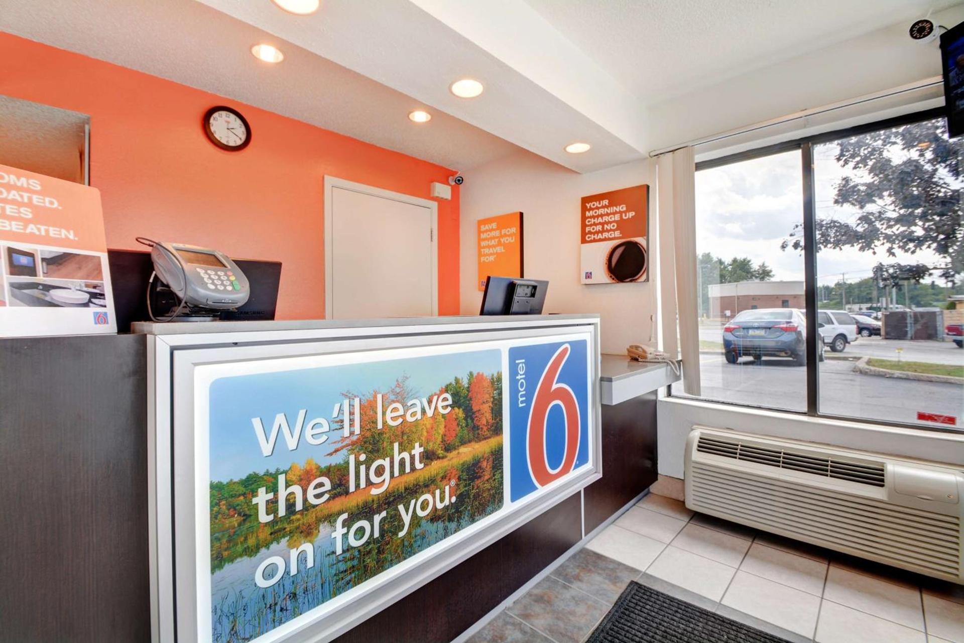 Motel 6-Southington, CT - Hartford photo 51