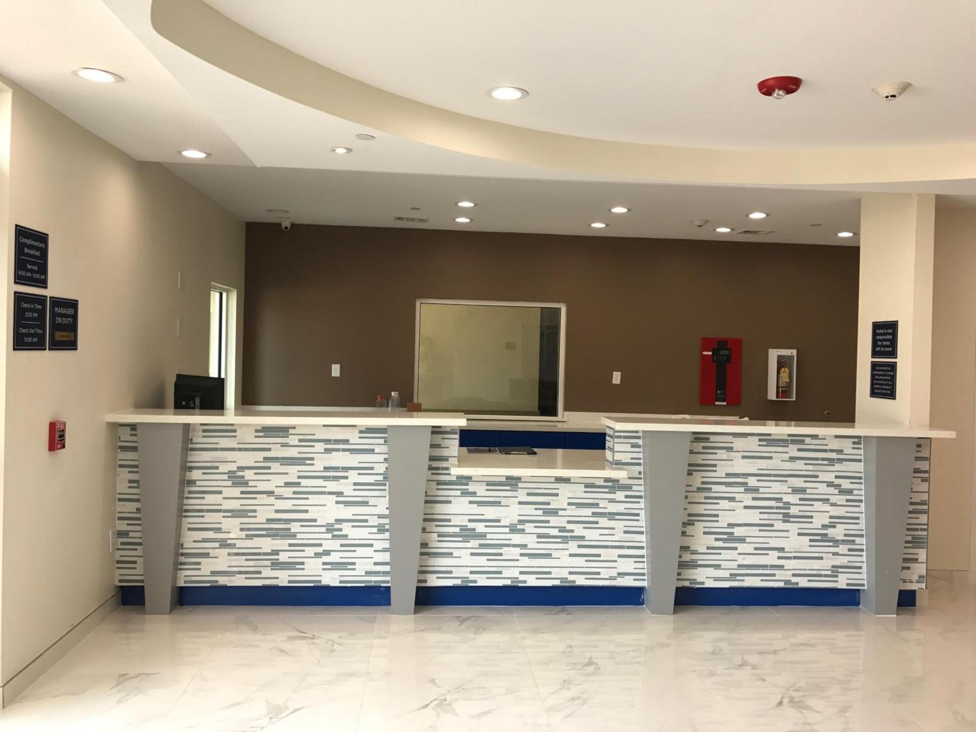 Americas Best Value Inn & Suites Spring / N. Houston photo 19