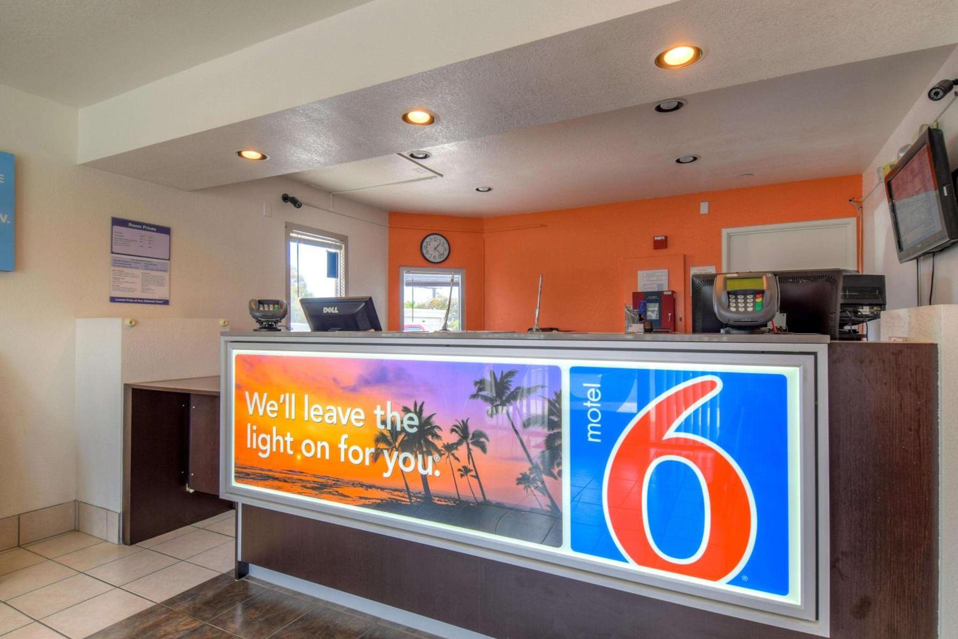 Motel 6-Chula Vista, CA - San Diego photo 8