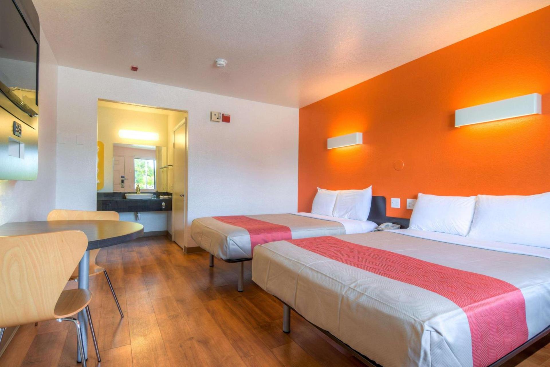 Motel 6-Chula Vista, CA - San Diego photo 32