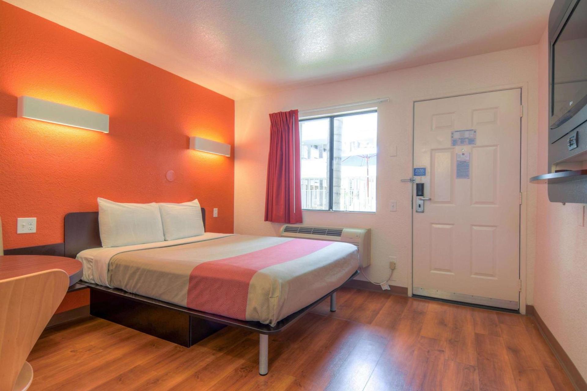 Motel 6-Chula Vista, CA - San Diego photo 19
