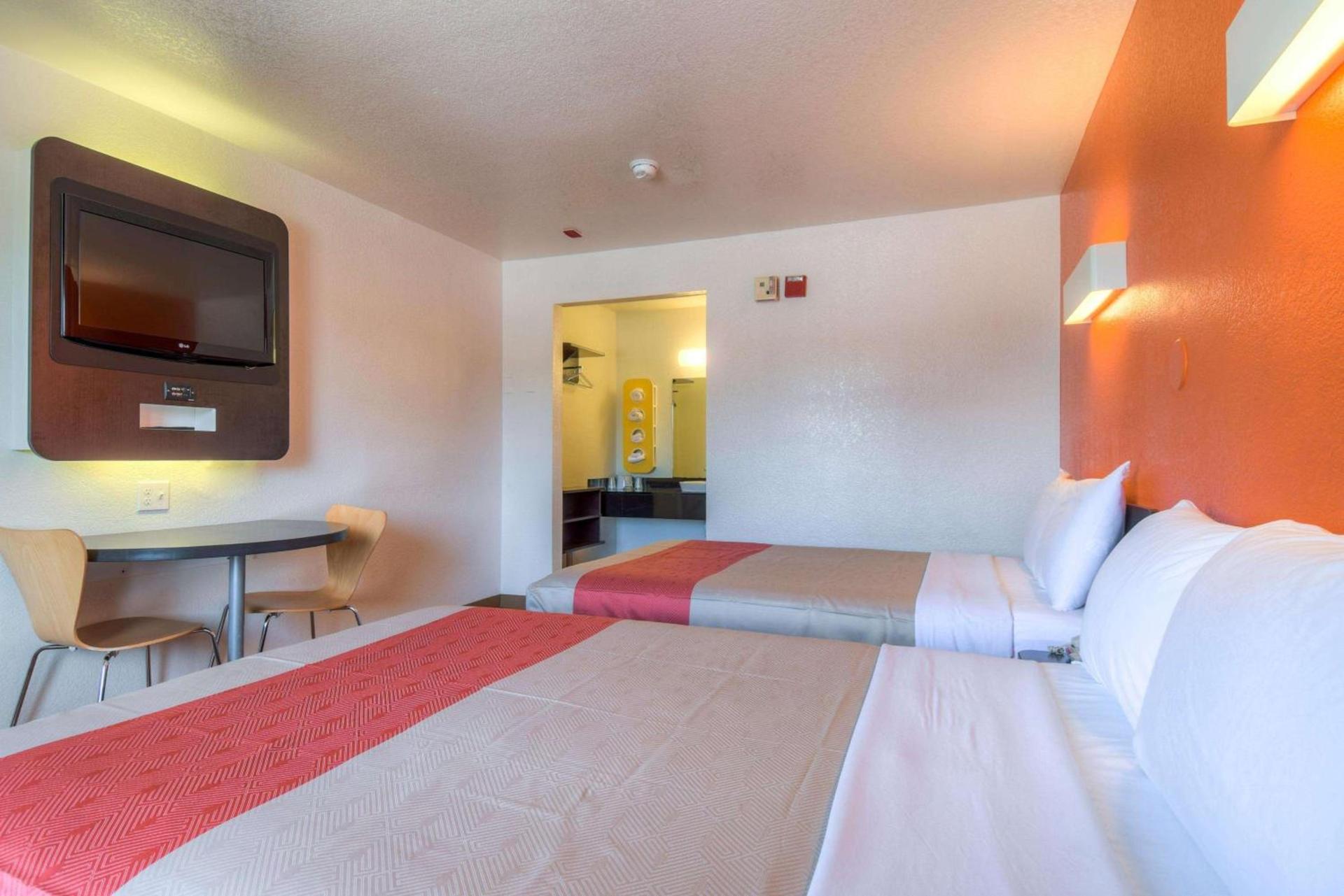 Motel 6-Chula Vista, CA - San Diego photo 18