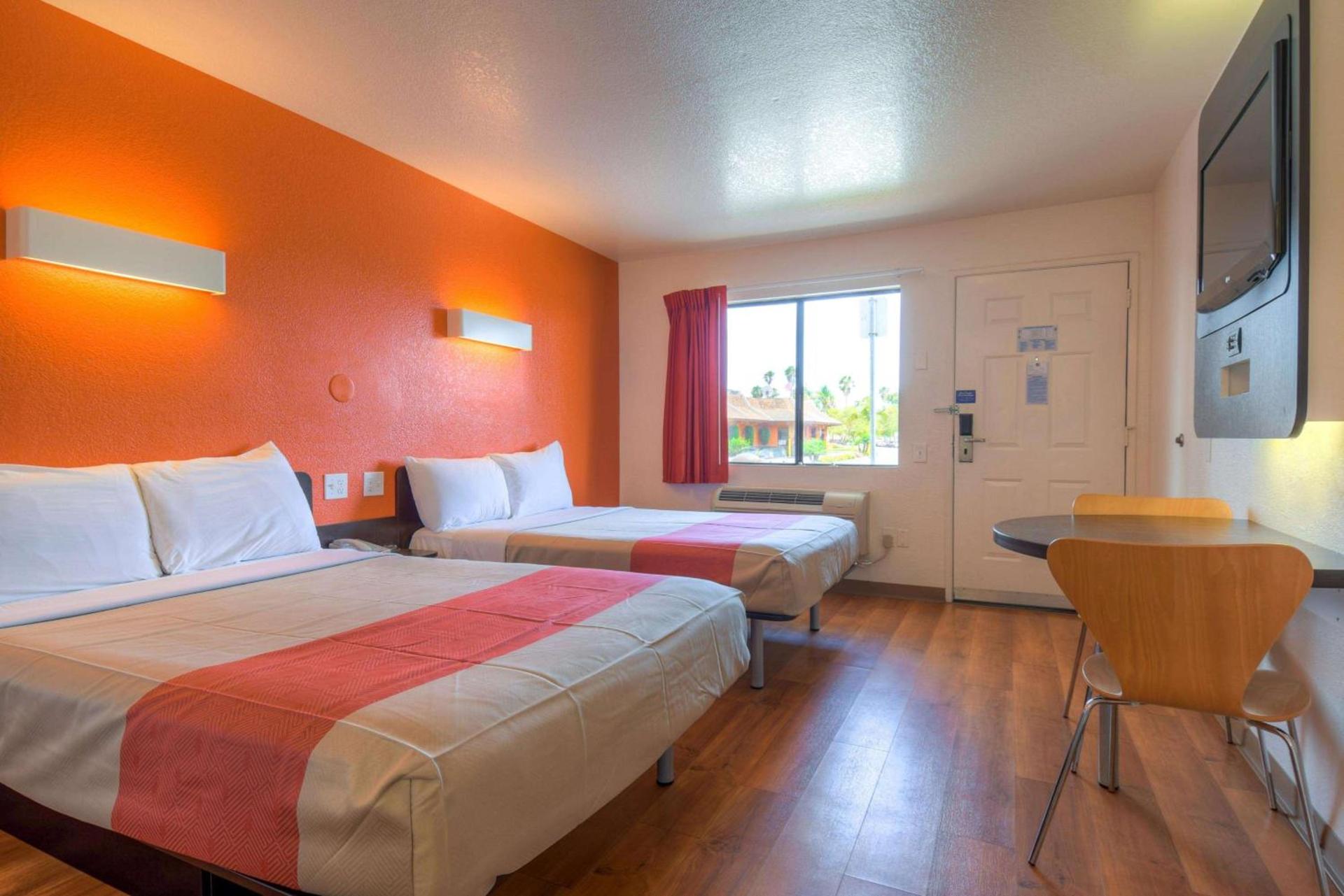 Motel 6-Chula Vista, CA - San Diego photo 20
