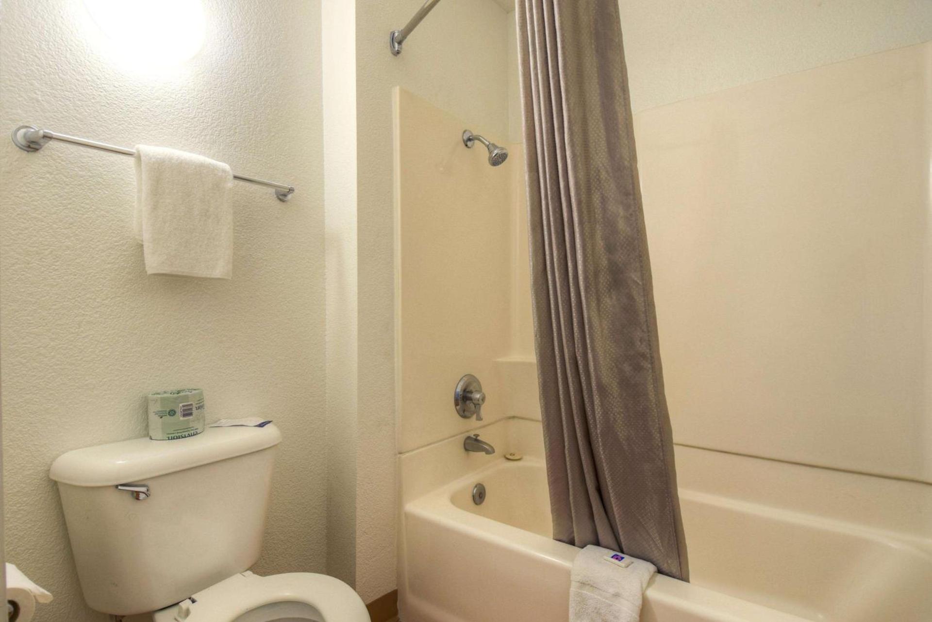 Motel 6-Chula Vista, CA - San Diego photo 30