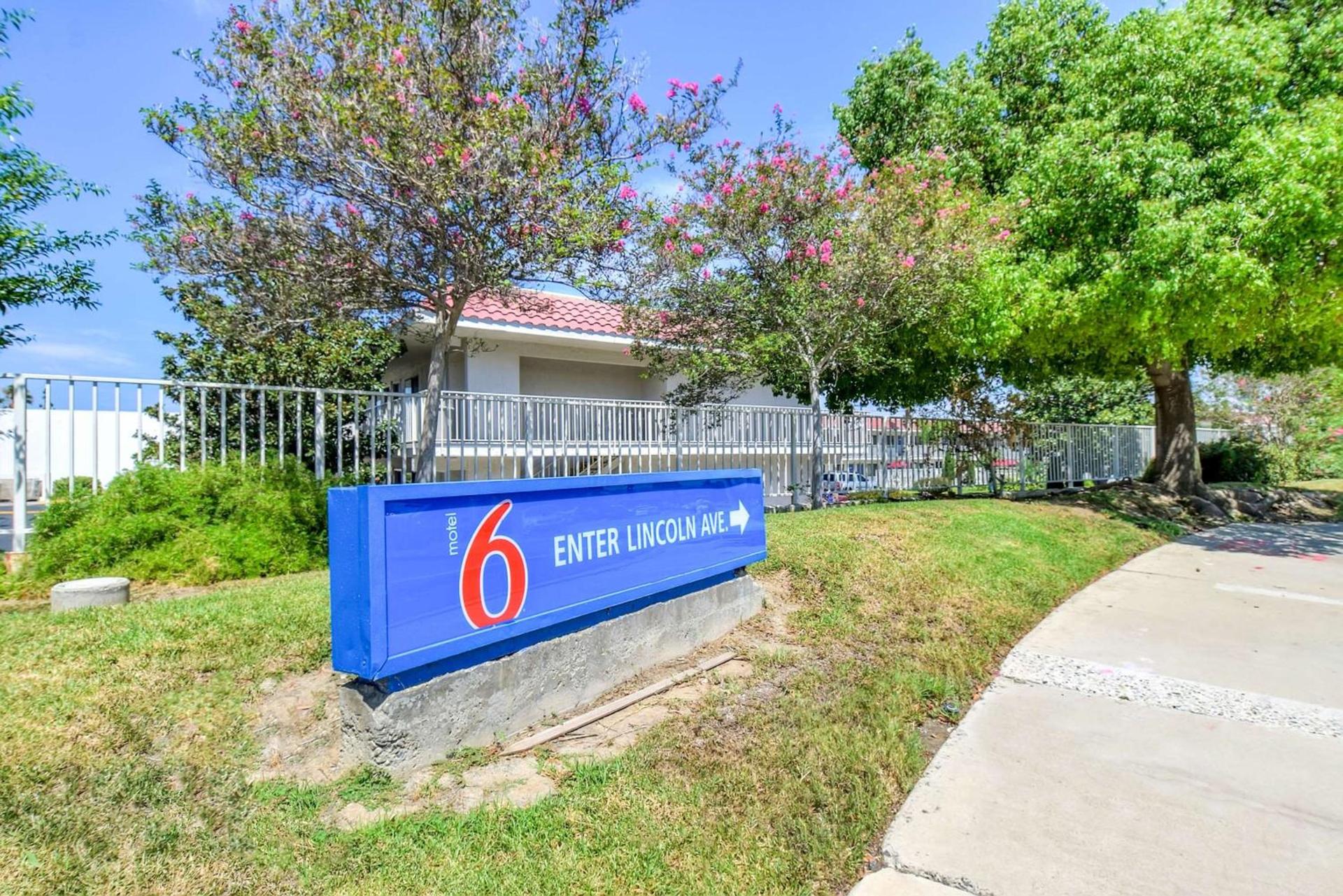 Motel 6-Corona, CA photo 54