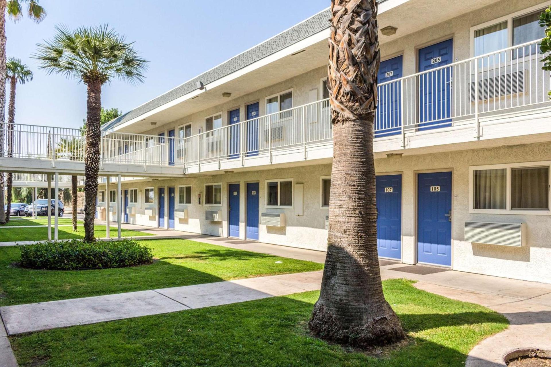 Motel 6-Bakersfield, CA - East photo 27