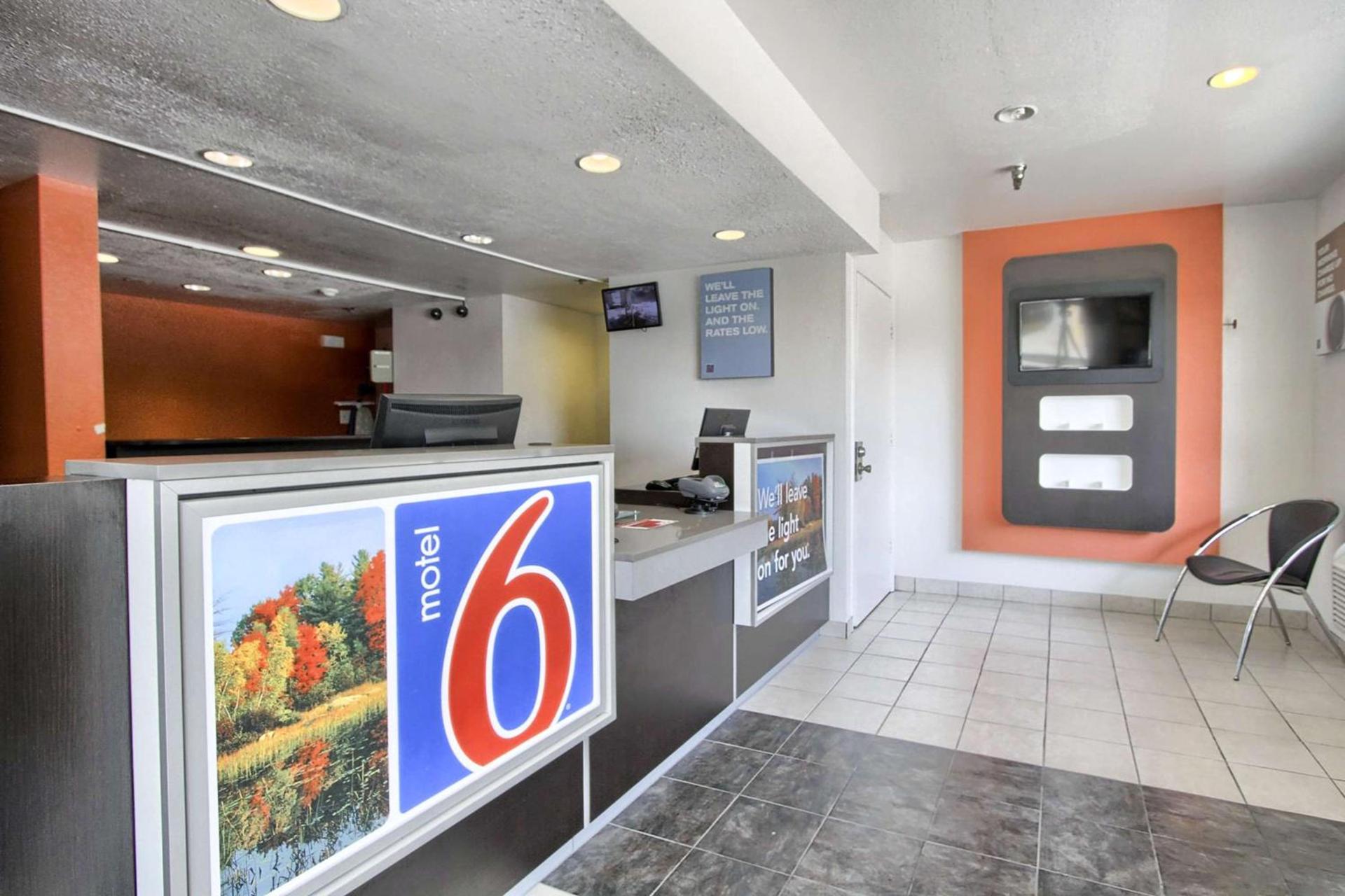 Motel 6-New Cumberland, PA - Harrisburg - Hershey South photo 43