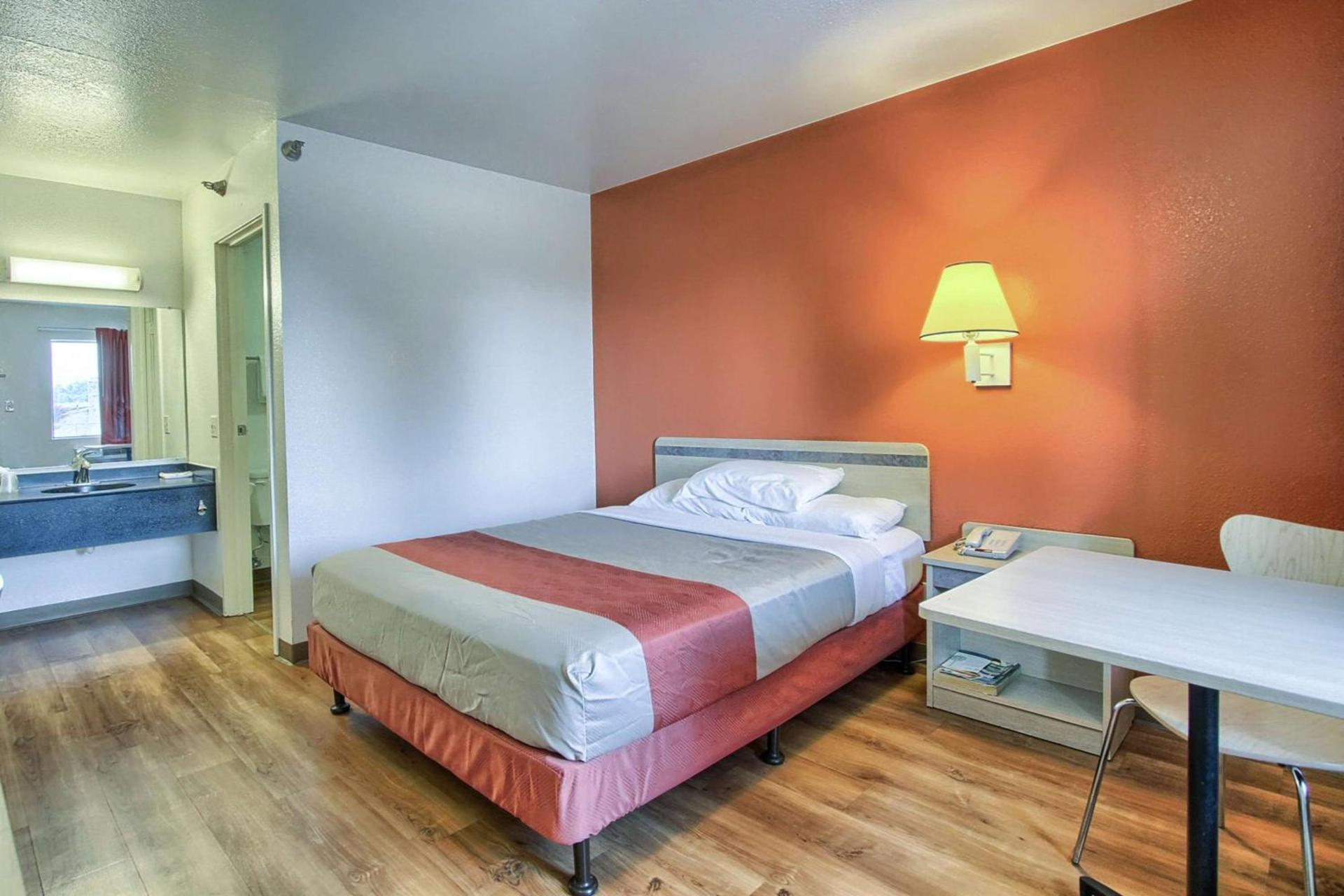 Motel 6-New Cumberland, PA - Harrisburg - Hershey South photo 35