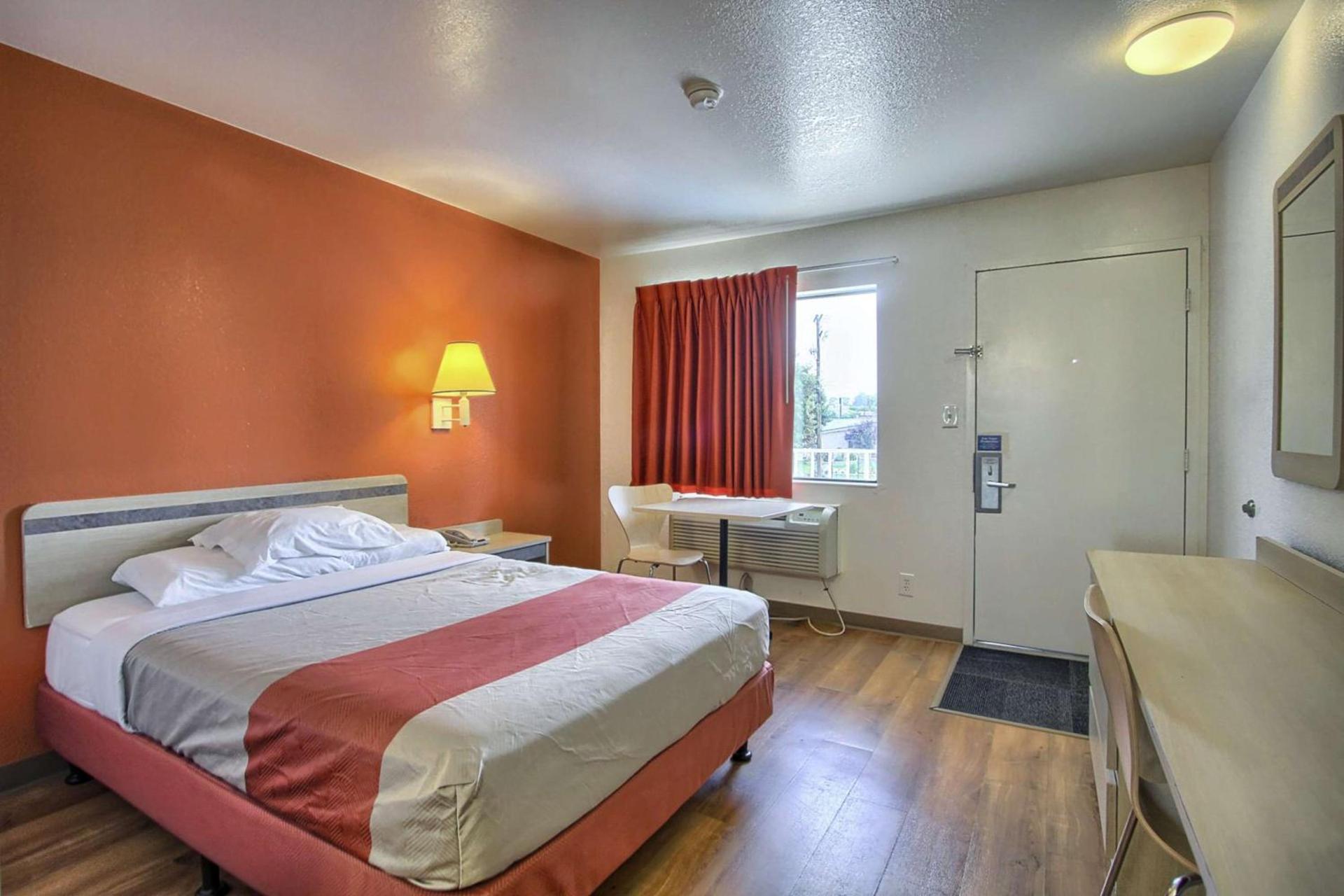 Motel 6-New Cumberland, PA - Harrisburg - Hershey South photo 34