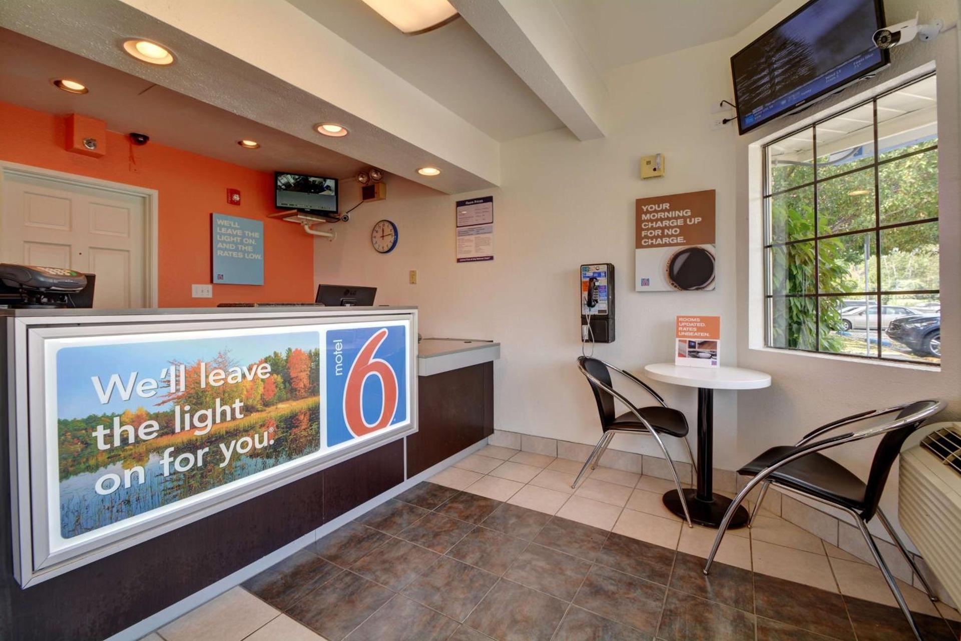 Motel 6-Wethersfield, CT - Hartford photo 36