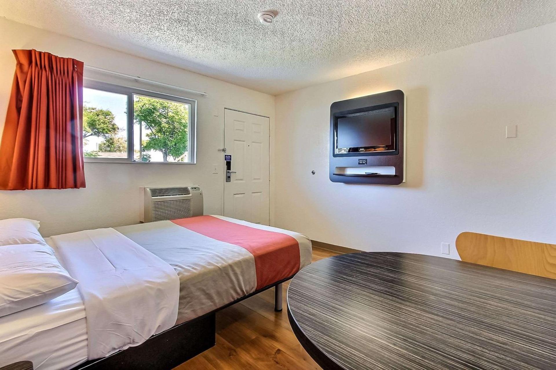 Motel 6-San Jose, CA - Airport photo 59