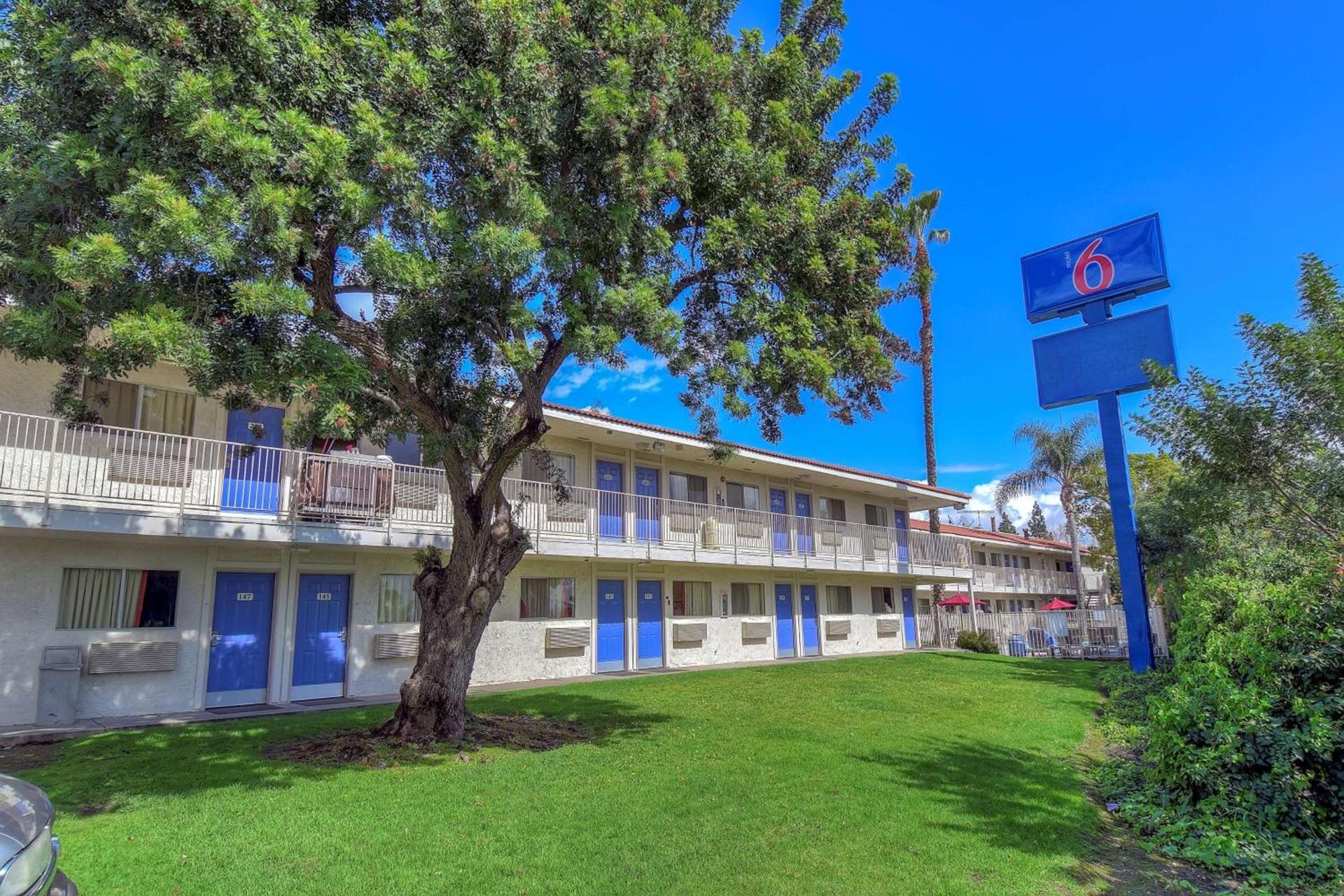 Motel 6 Chino, CA - Los Angeles Ontario — hotel in Chino