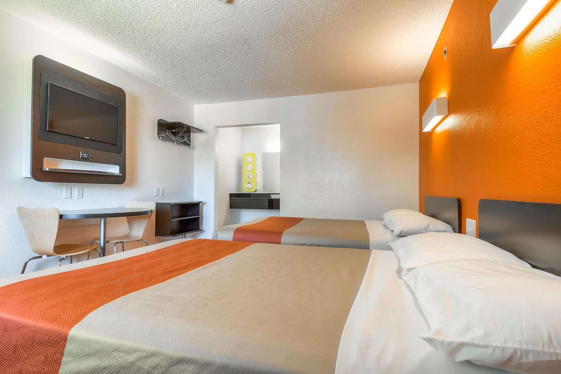 Motel 6-San Diego, CA - North photo 65