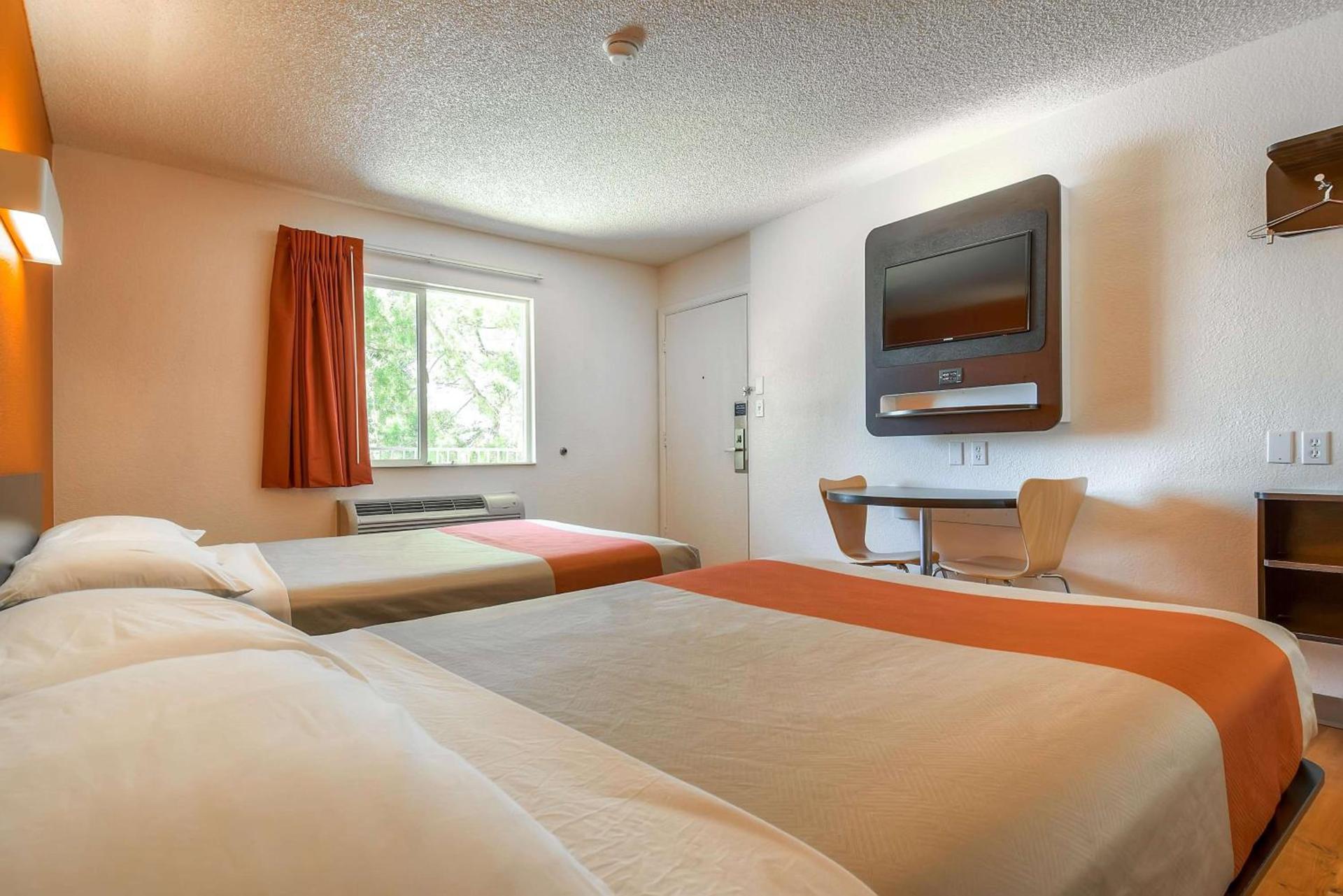 Motel 6-San Diego, CA - North photo 64