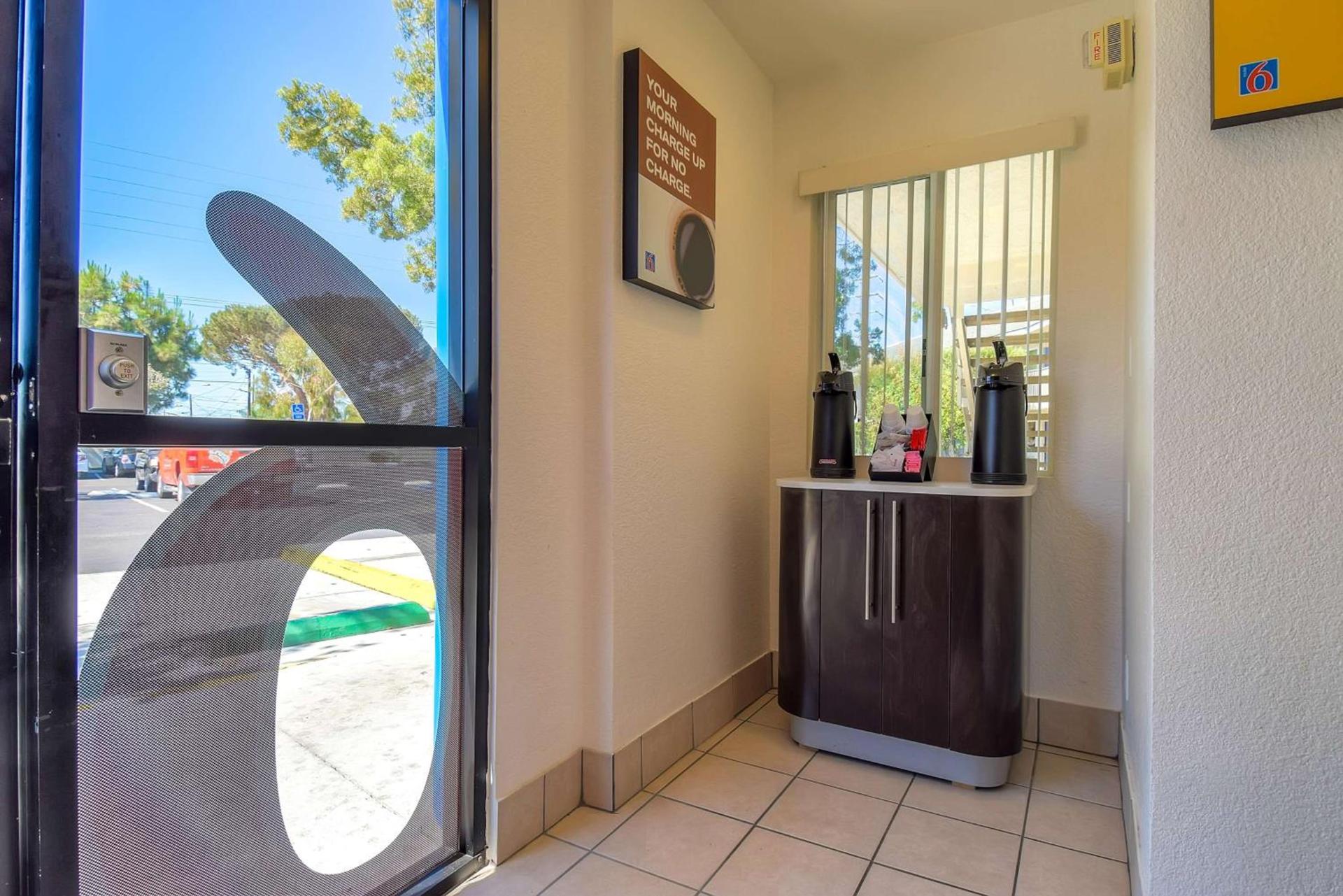 Motel 6-San Diego, CA - North photo 49