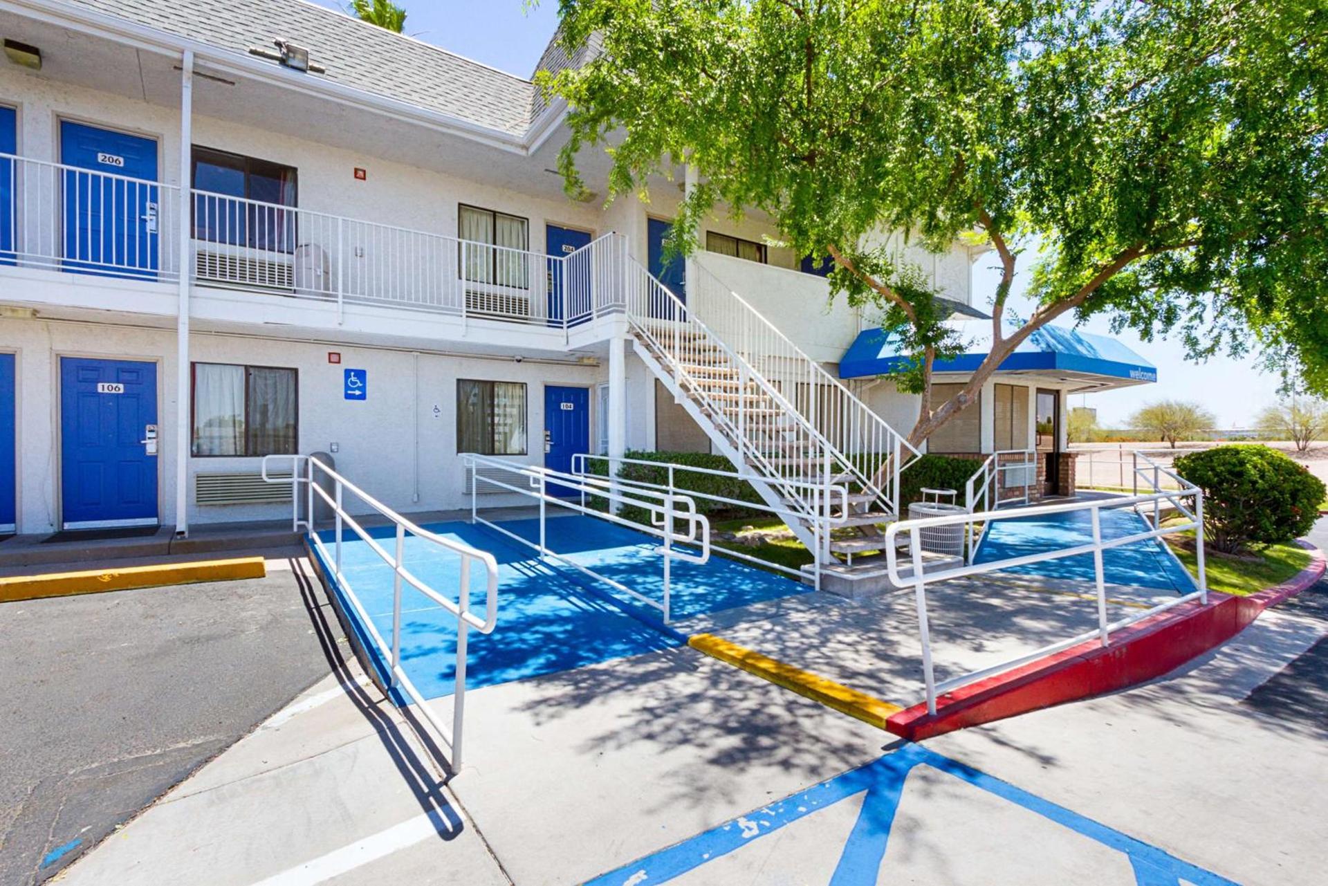 Motel 6-Mesa, AZ - South photo 60
