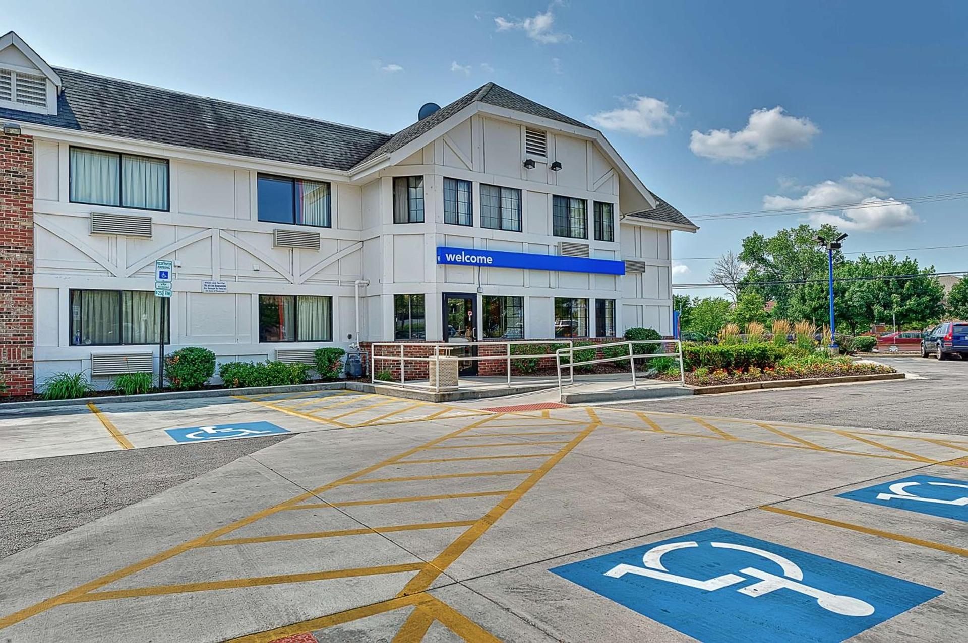 Motel 6-Glenview, IL - Chicago North photo 60